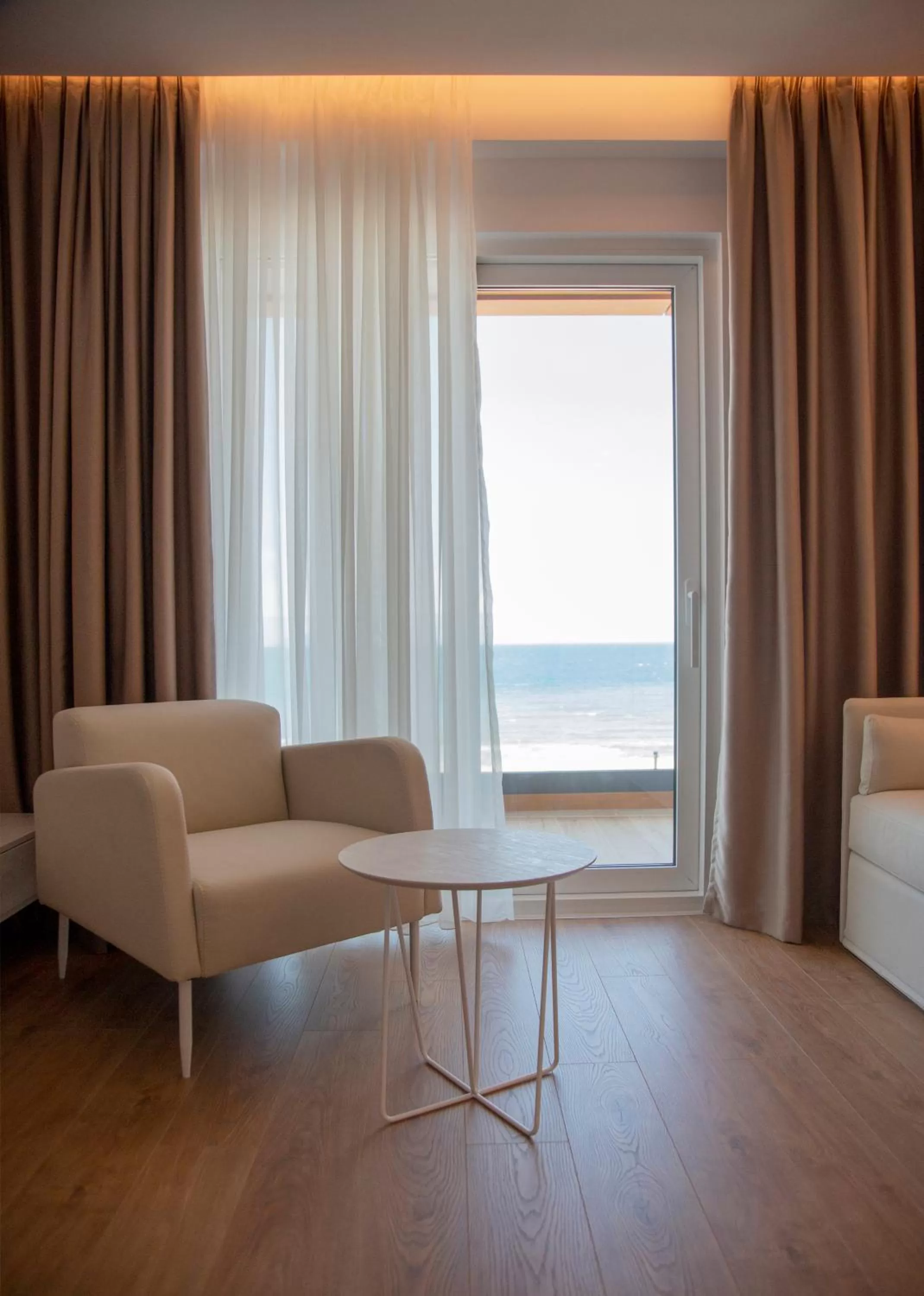 Seating Area in Dazur Coast Resort