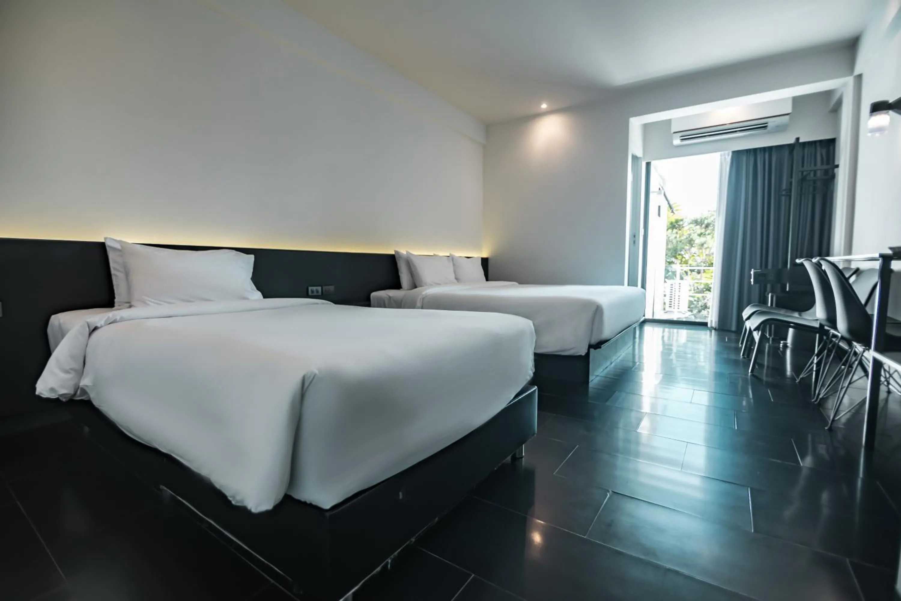 Bed in iSilver Hotel