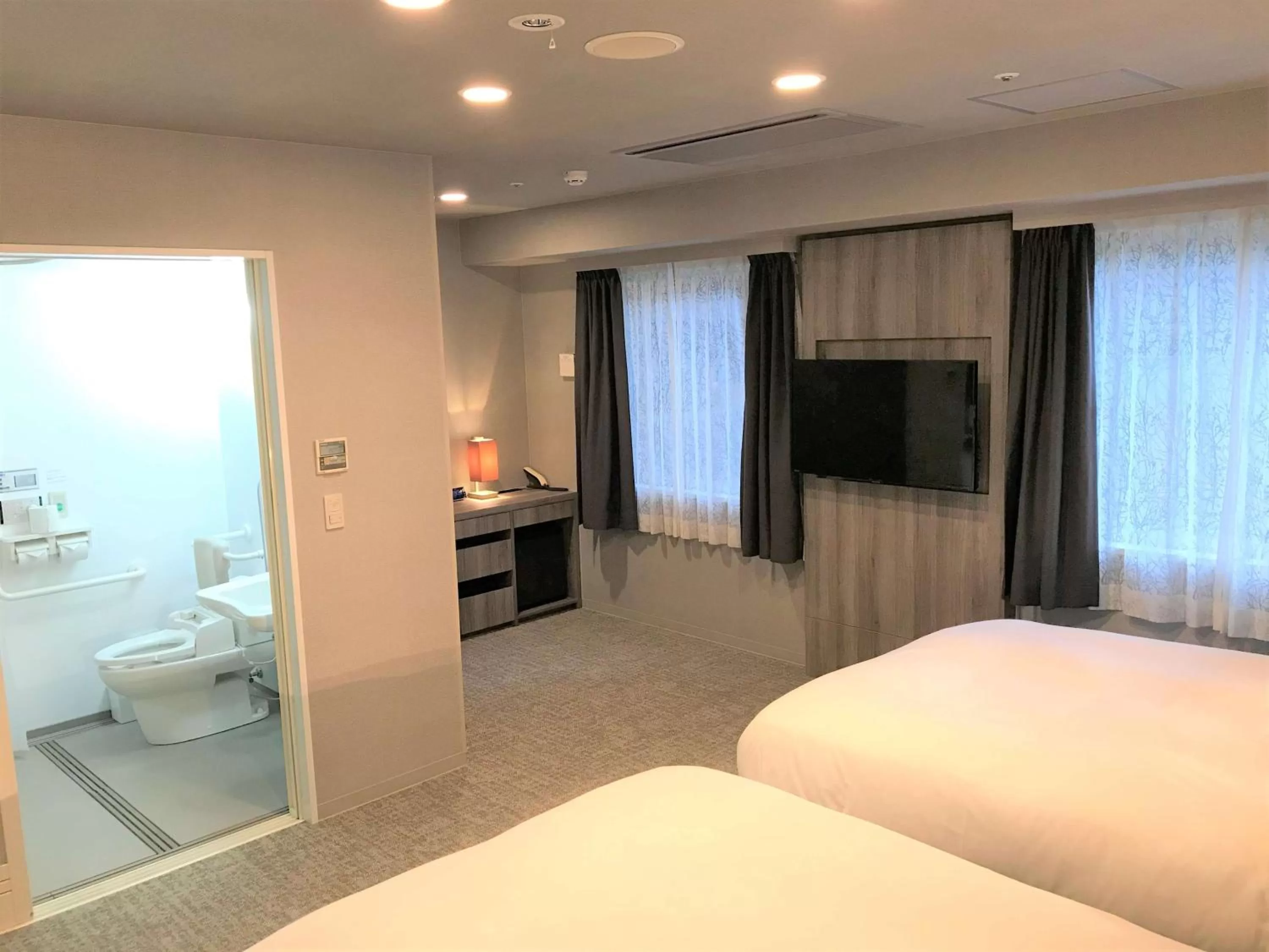 TV and multimedia, Bed in Best Western Hotel Fino Osaka Shinsaibashi