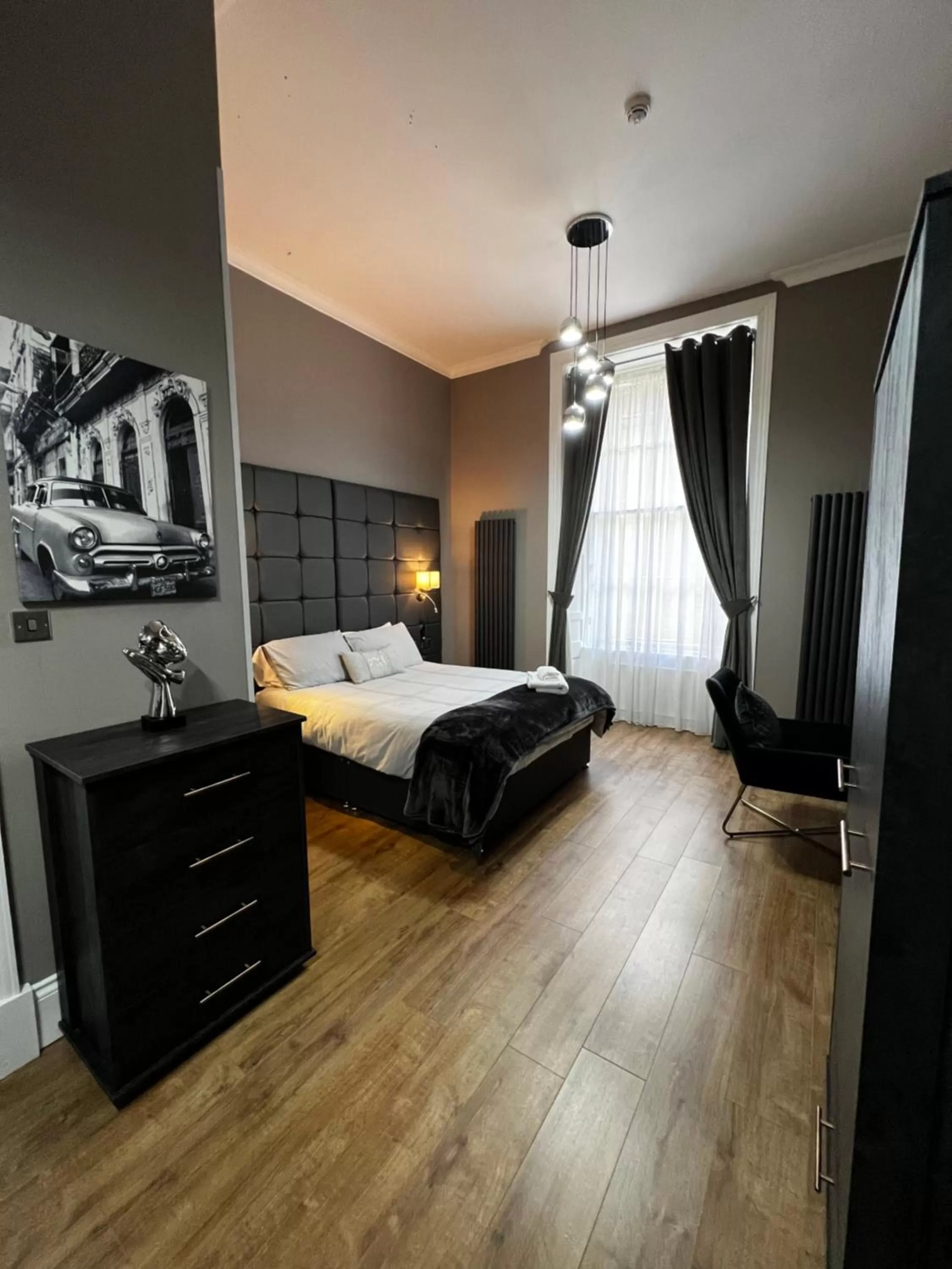 Bed in Amani Apartments - Glasgow City Centre