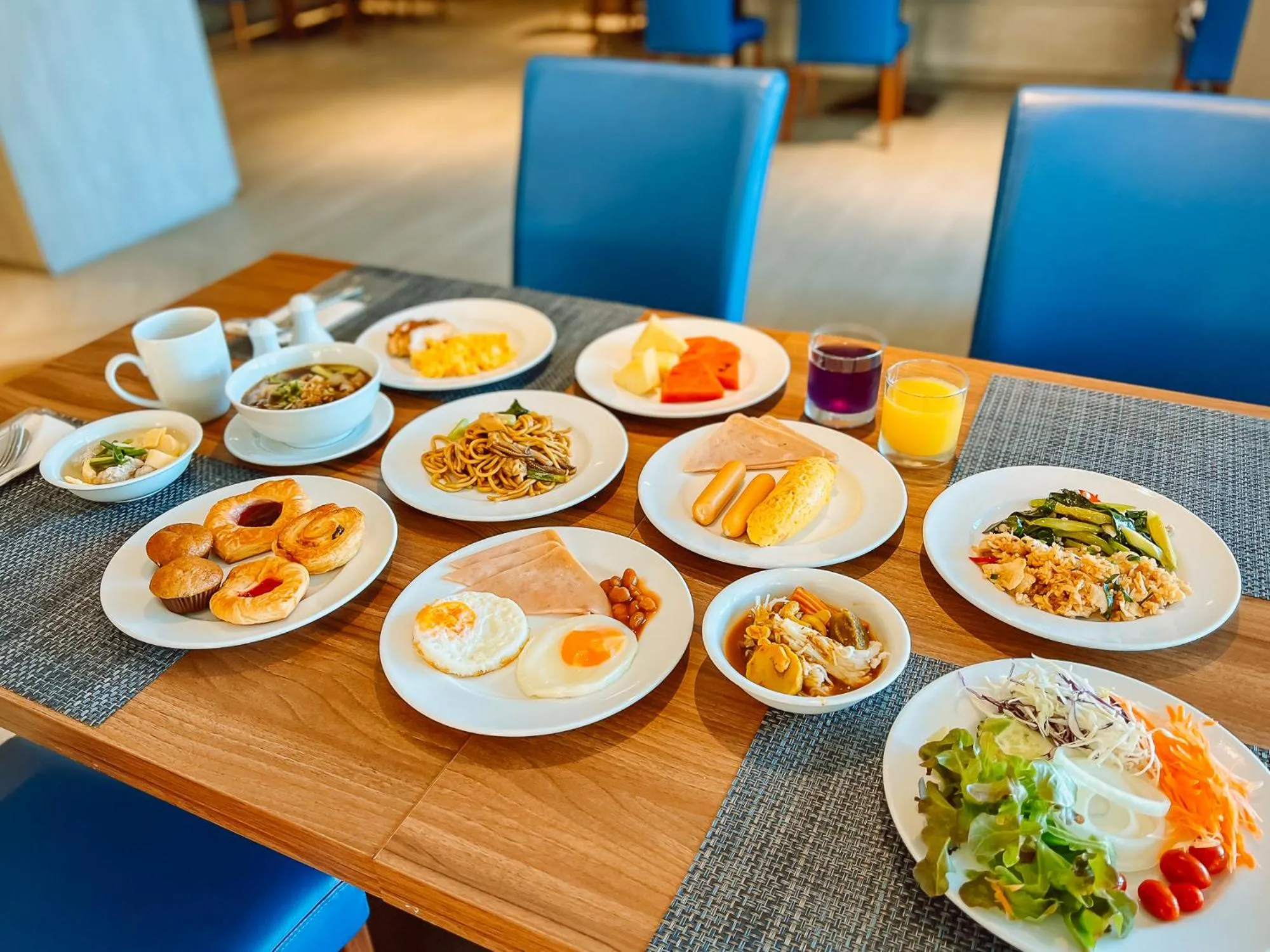 Breakfast in Seabed Grand Hotel Phuket - SHA Extra Plus