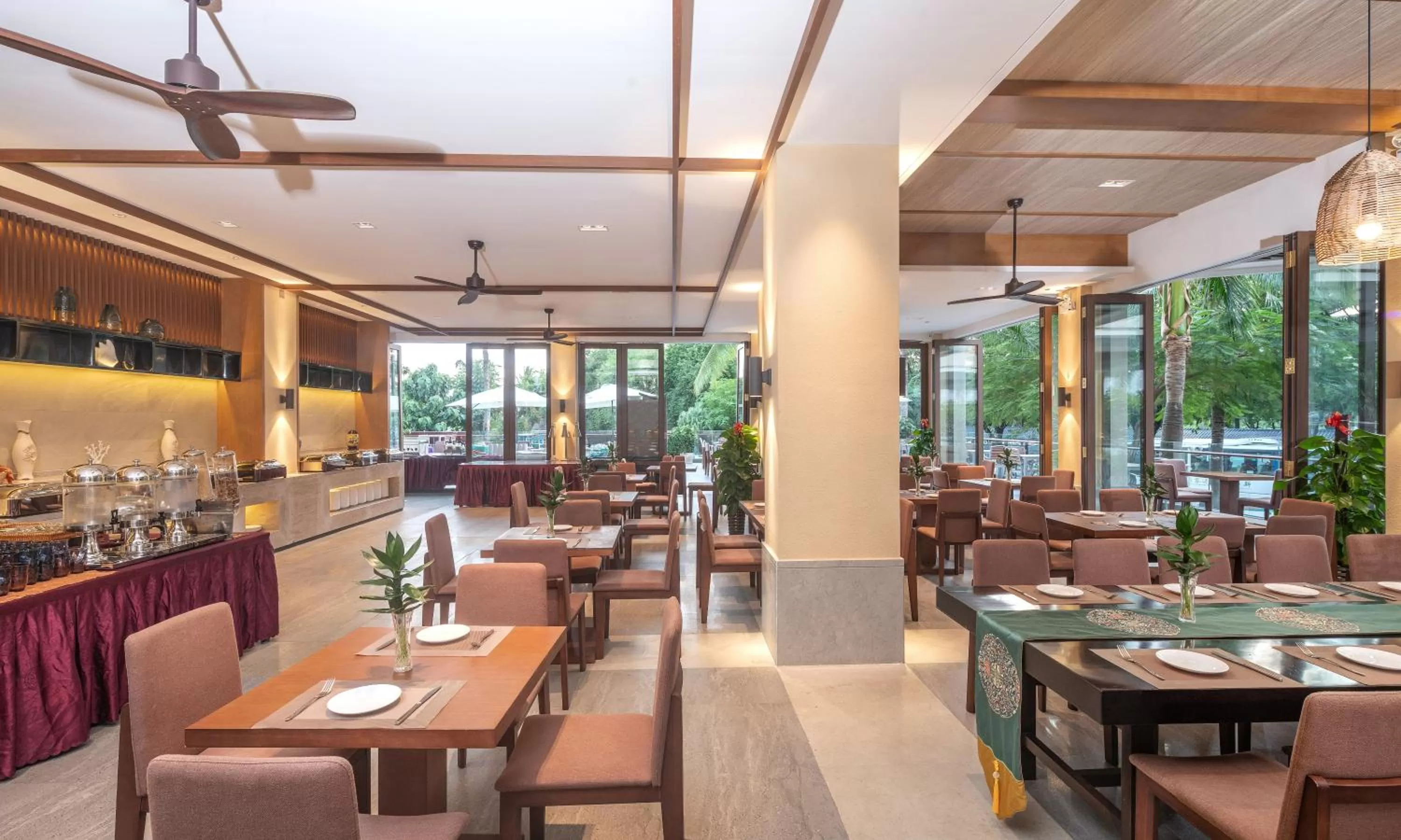 Restaurant/places to eat in Sanya South China Hotel