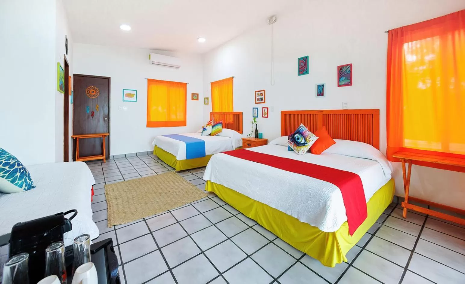Photo of the whole room, Bed in El Búho Lagoon Bacalar
