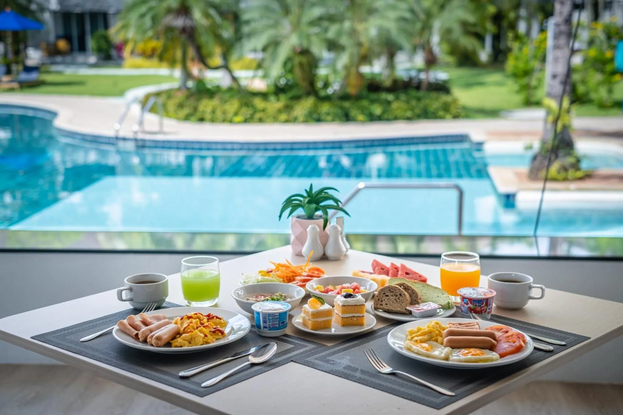 Breakfast in NH Boat Lagoon Phuket Resort