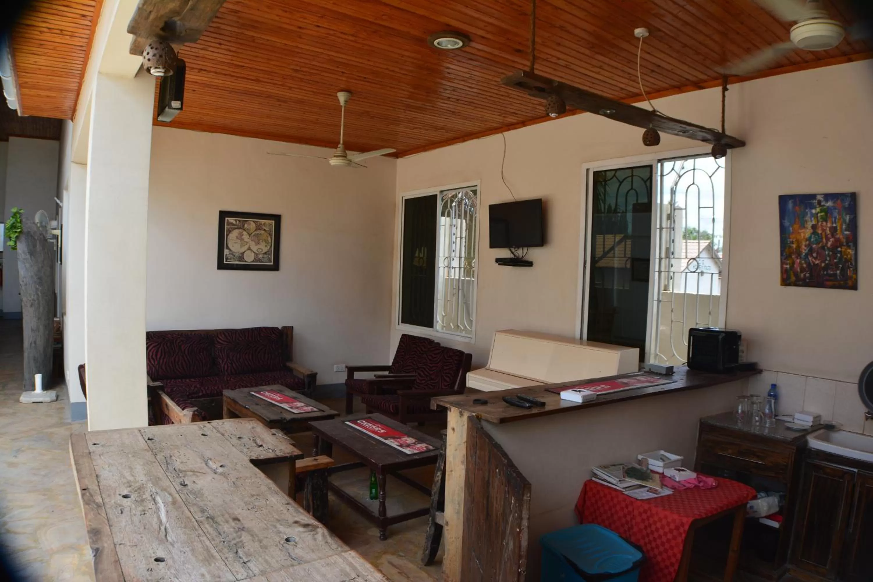 Seating Area in Triniti Airport Hotel