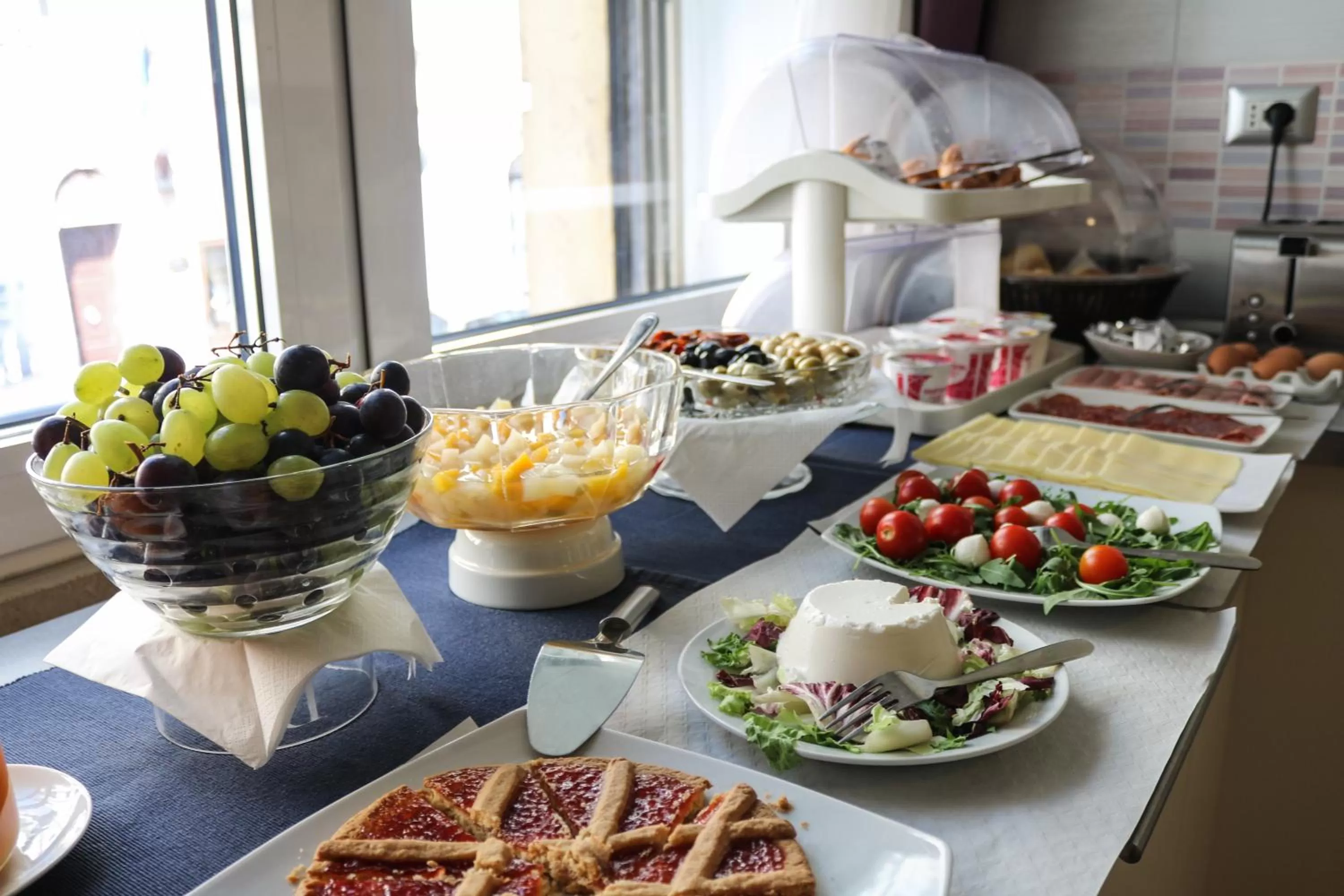 Food and drinks in Rome Kings Suite