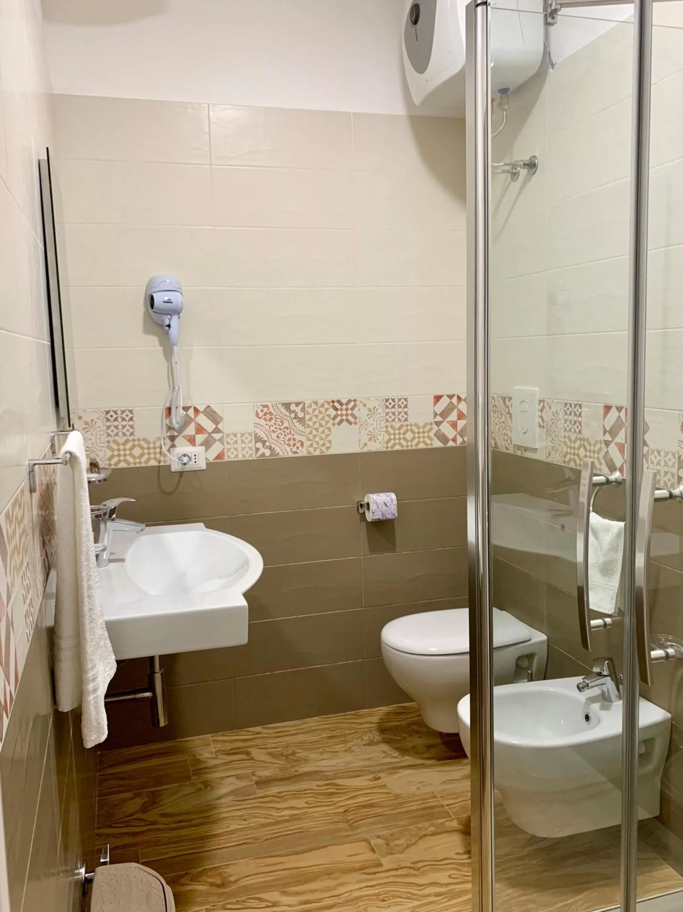 Shower in B&B Di Fiore