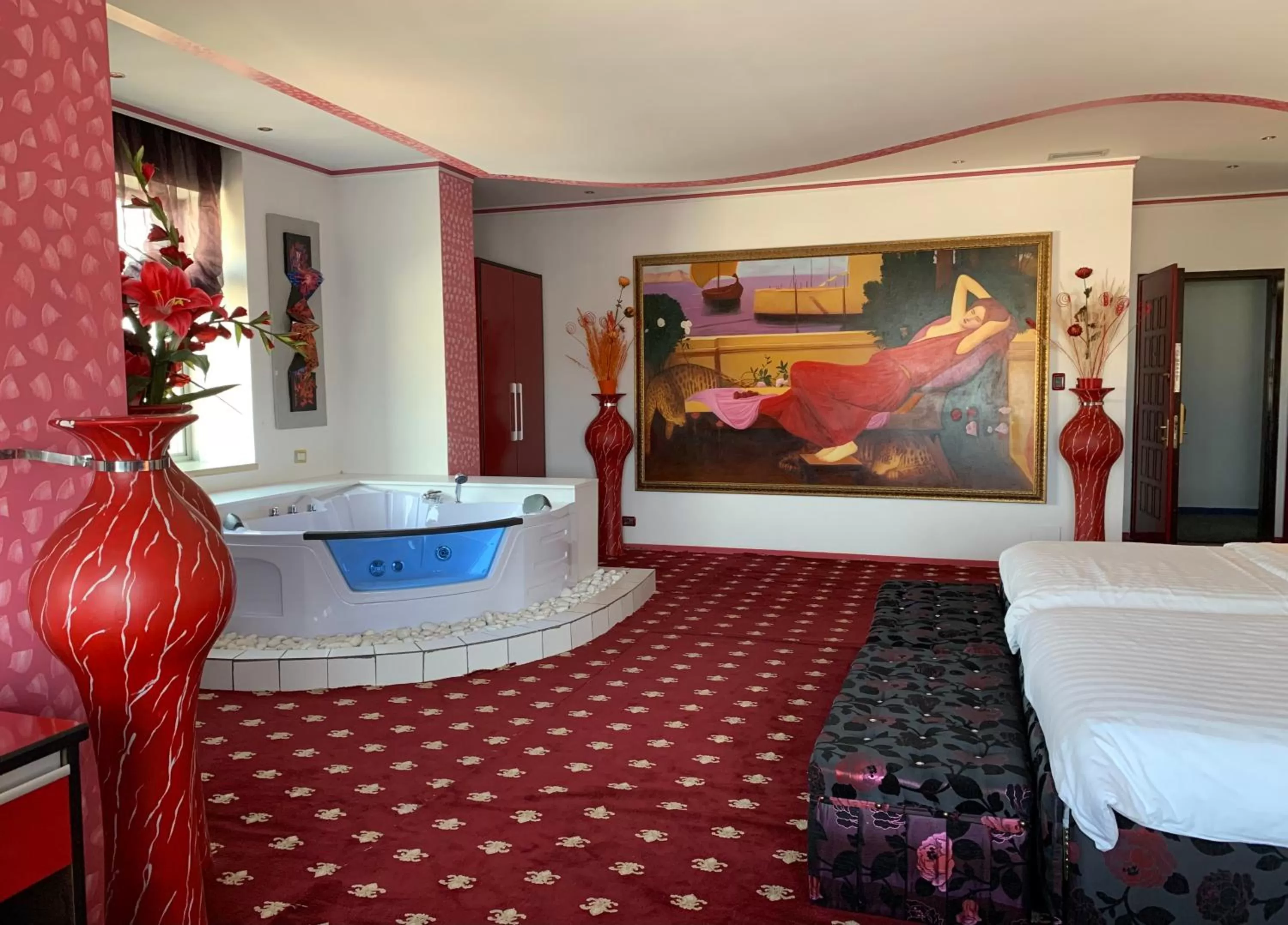 Property building in Hotel Rosa Blu