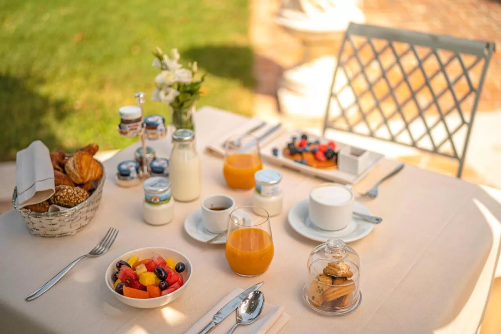 Breakfast in Hotel Villa Barbarich Venice Mestre