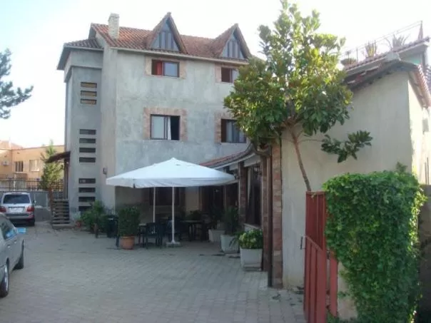 Facade/entrance, Property Building in Hotel Vila Bruci