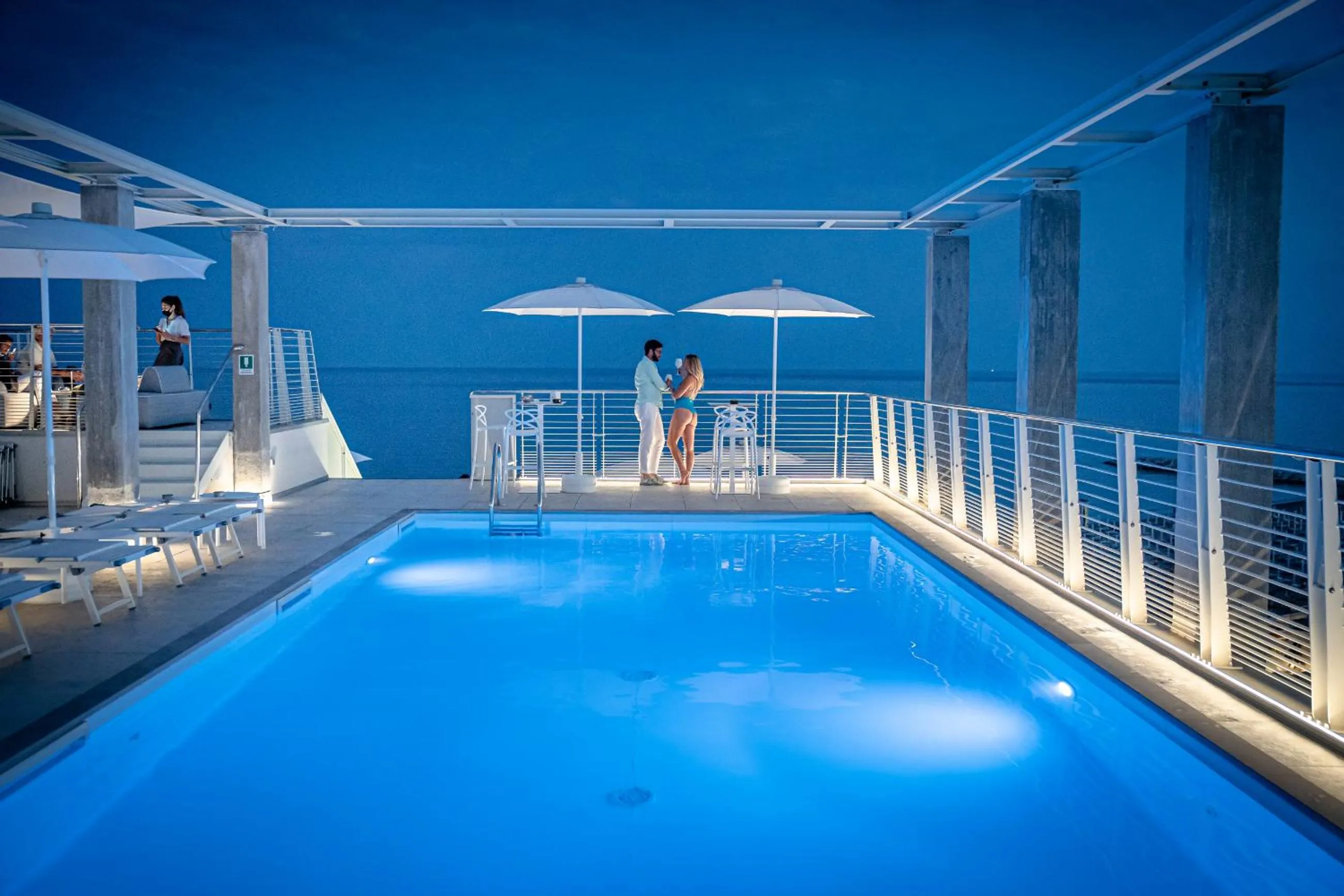 Restaurant/places to eat in Hotel Marco Polo