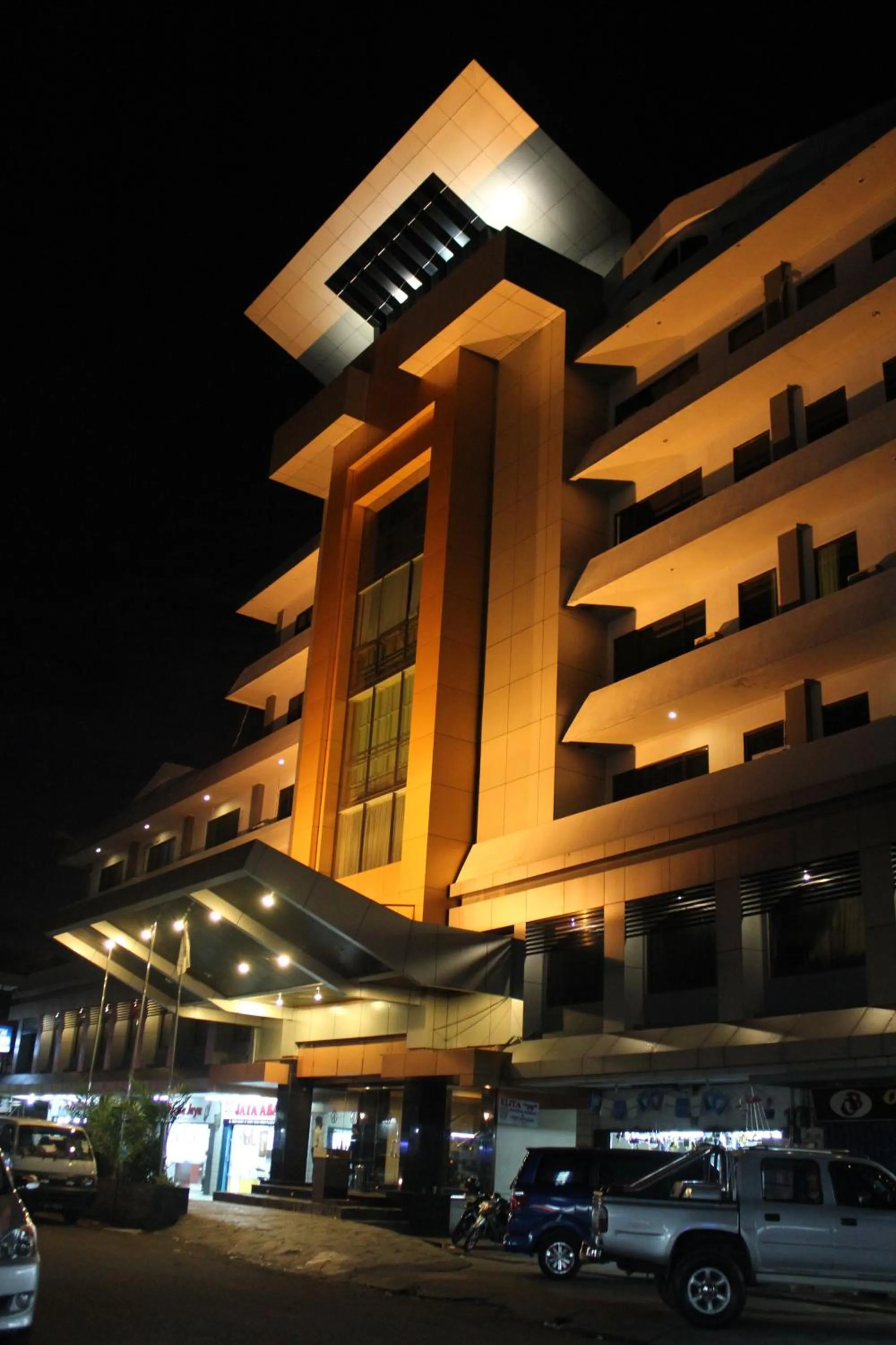 Facade/entrance in Hotel Kini Pontianak