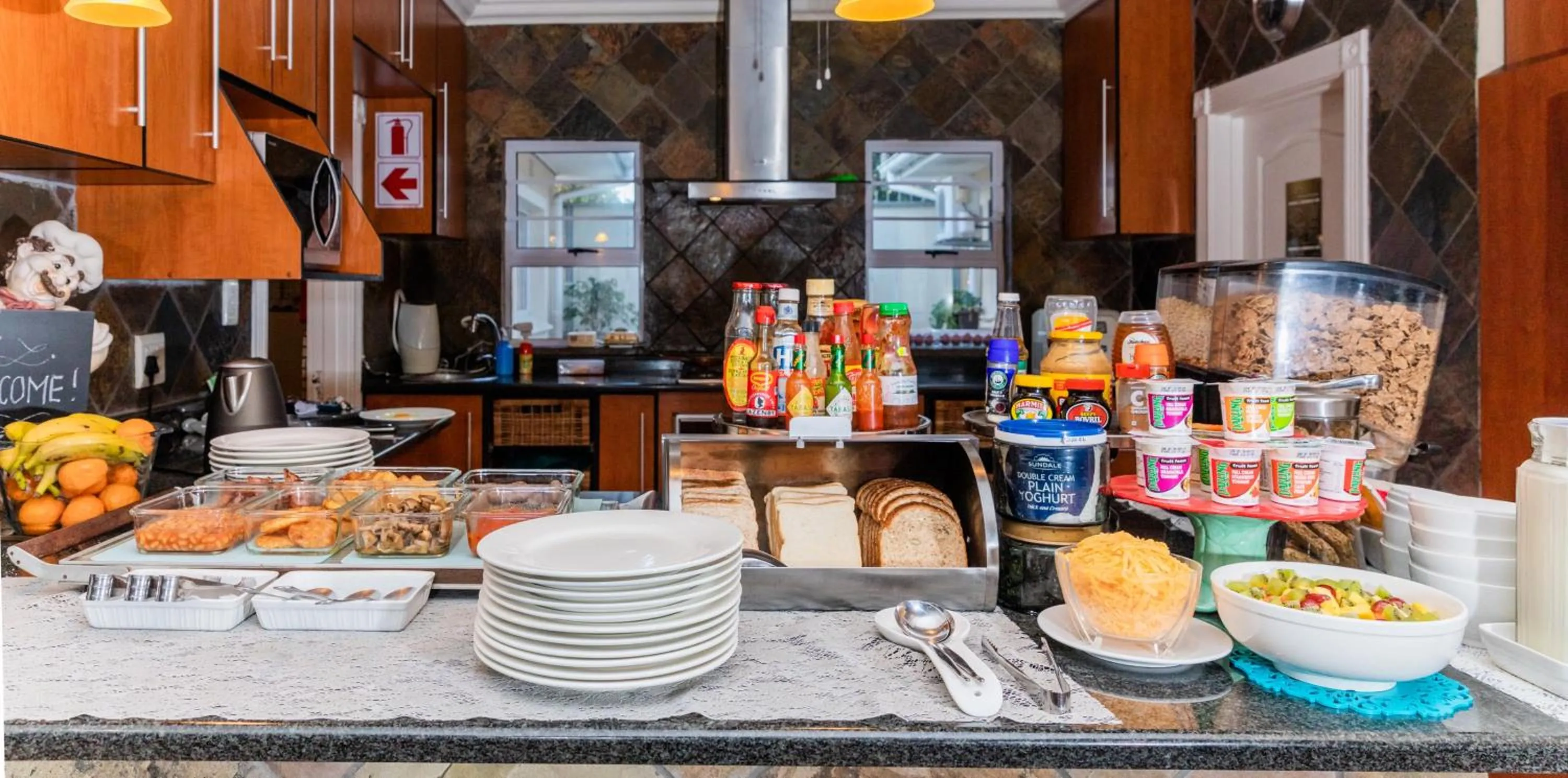 Breakfast in Arum Guest House