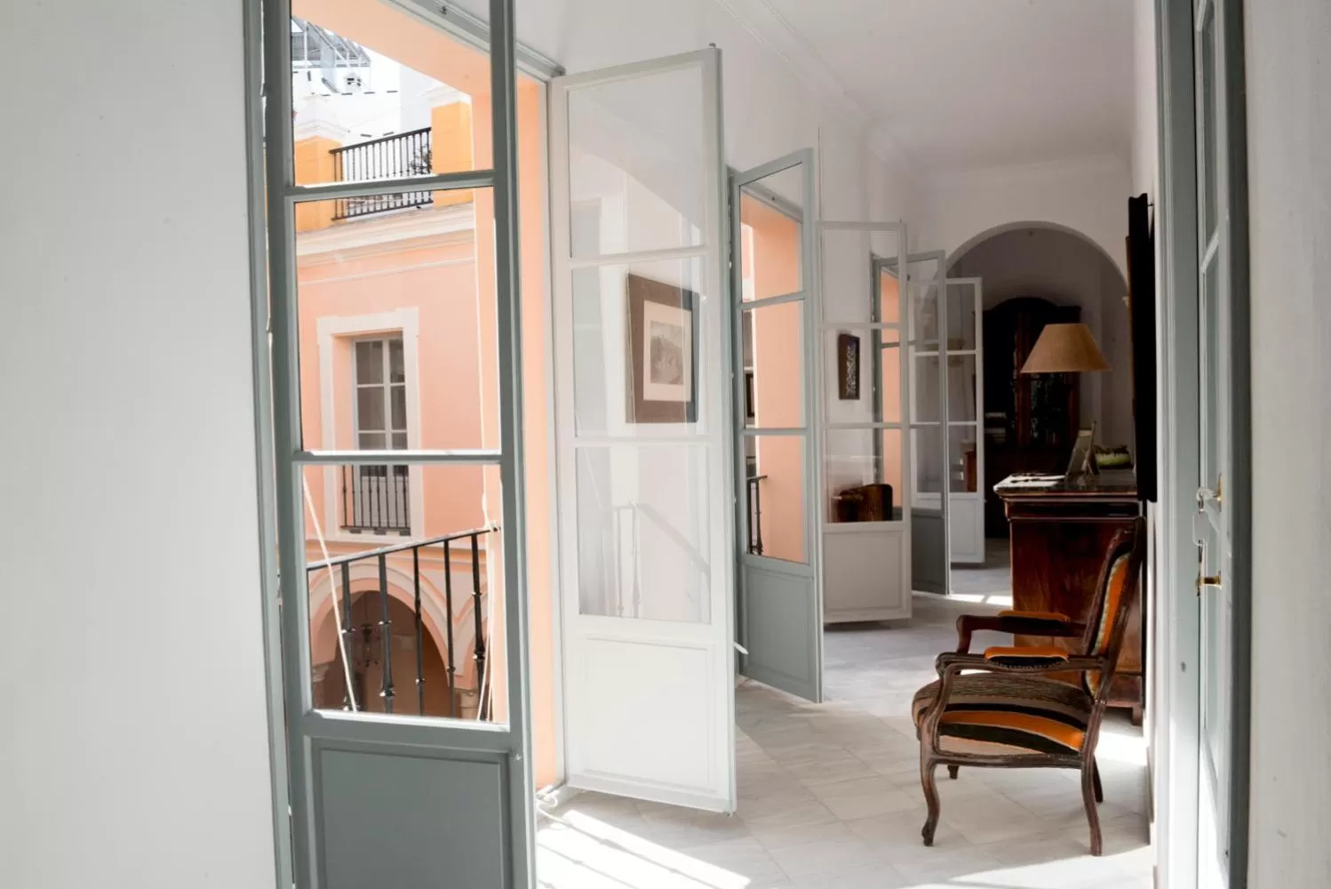 Palacio Marmoles by Valcambre