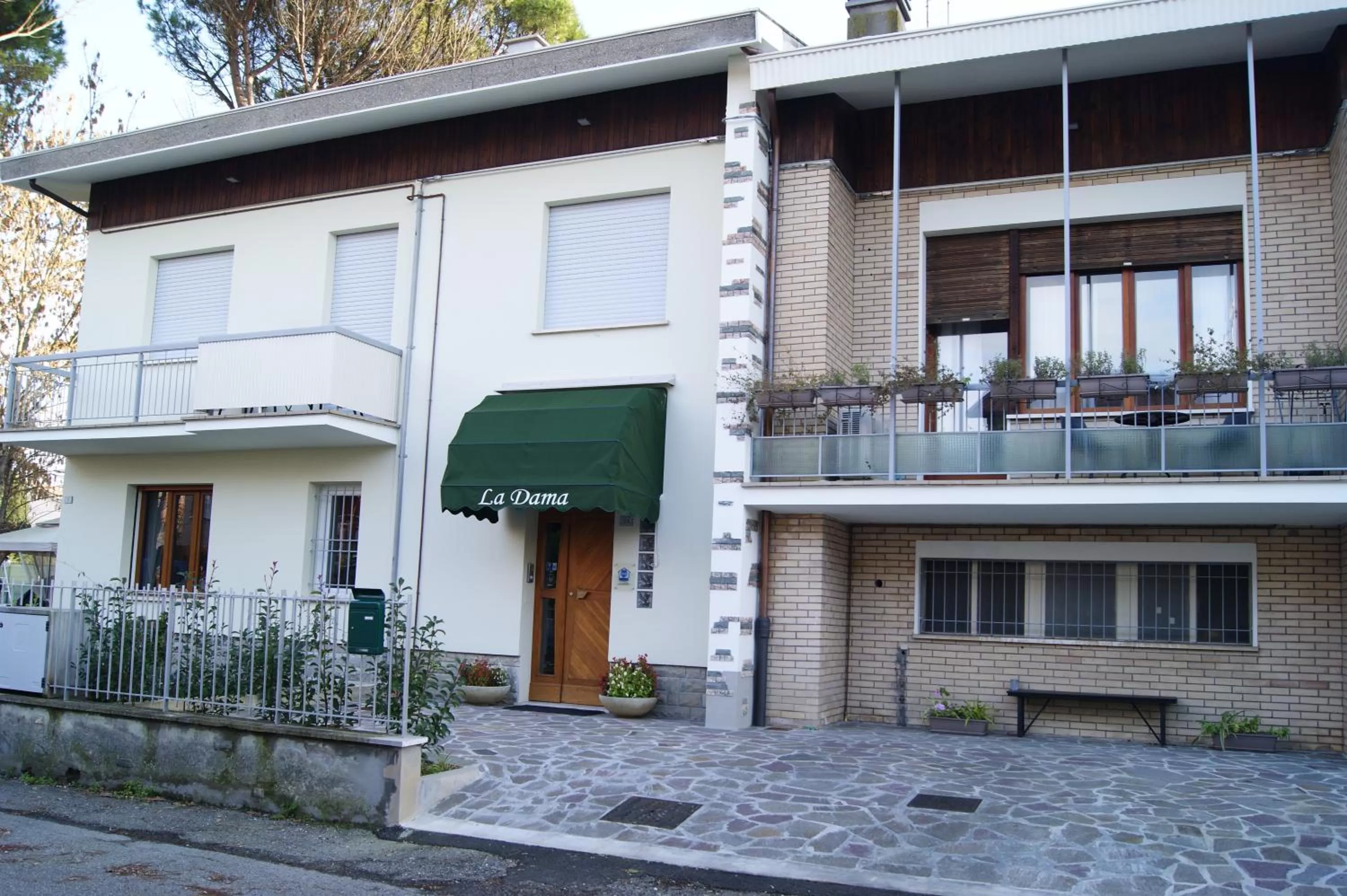 Property building in LA DAMA ROOM&BREAKFAST