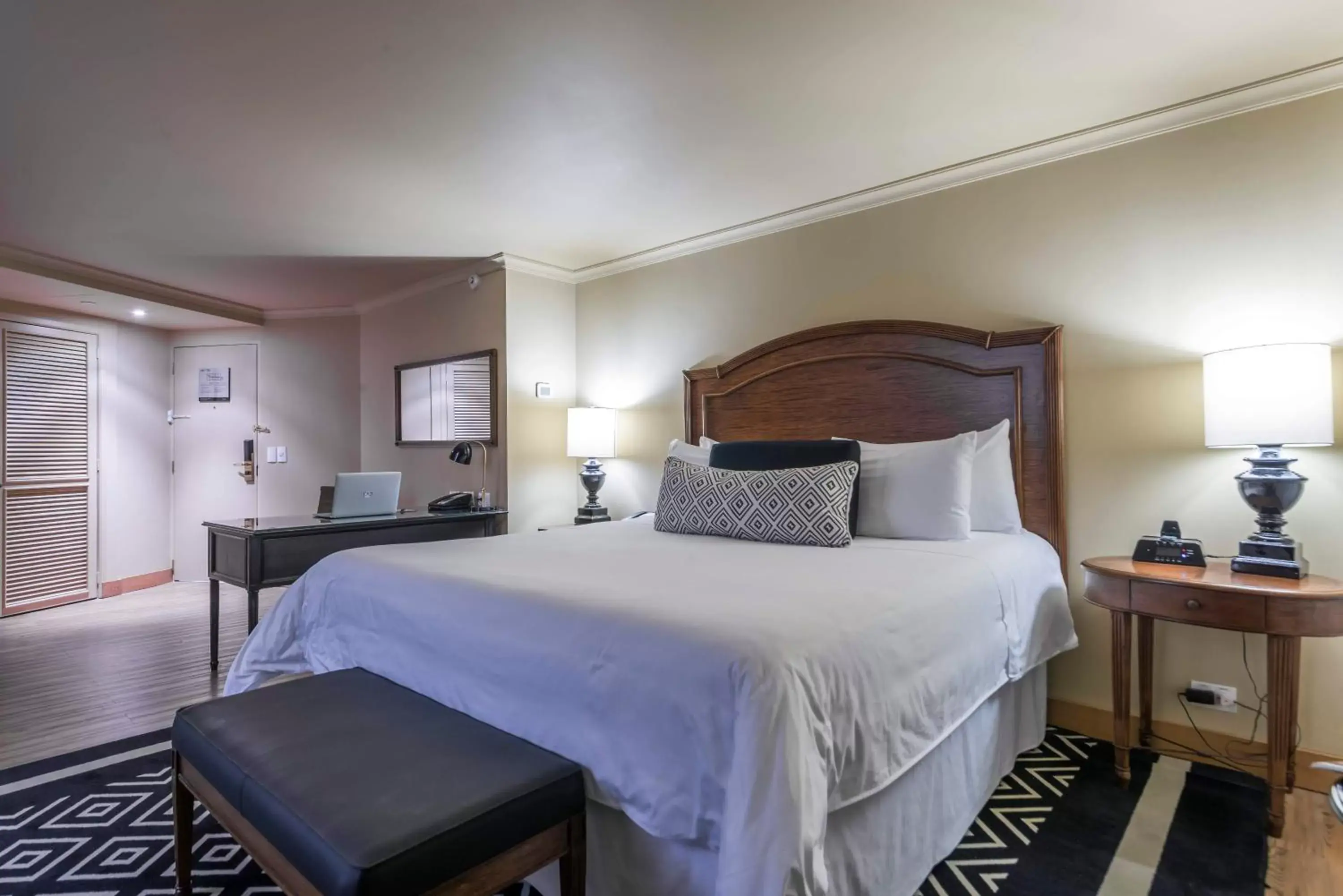 Junior Twin Suite in InterContinental Medellin - Movich by IHG Junior Twin Suite in InterContinental Medellin - Movich by IHG