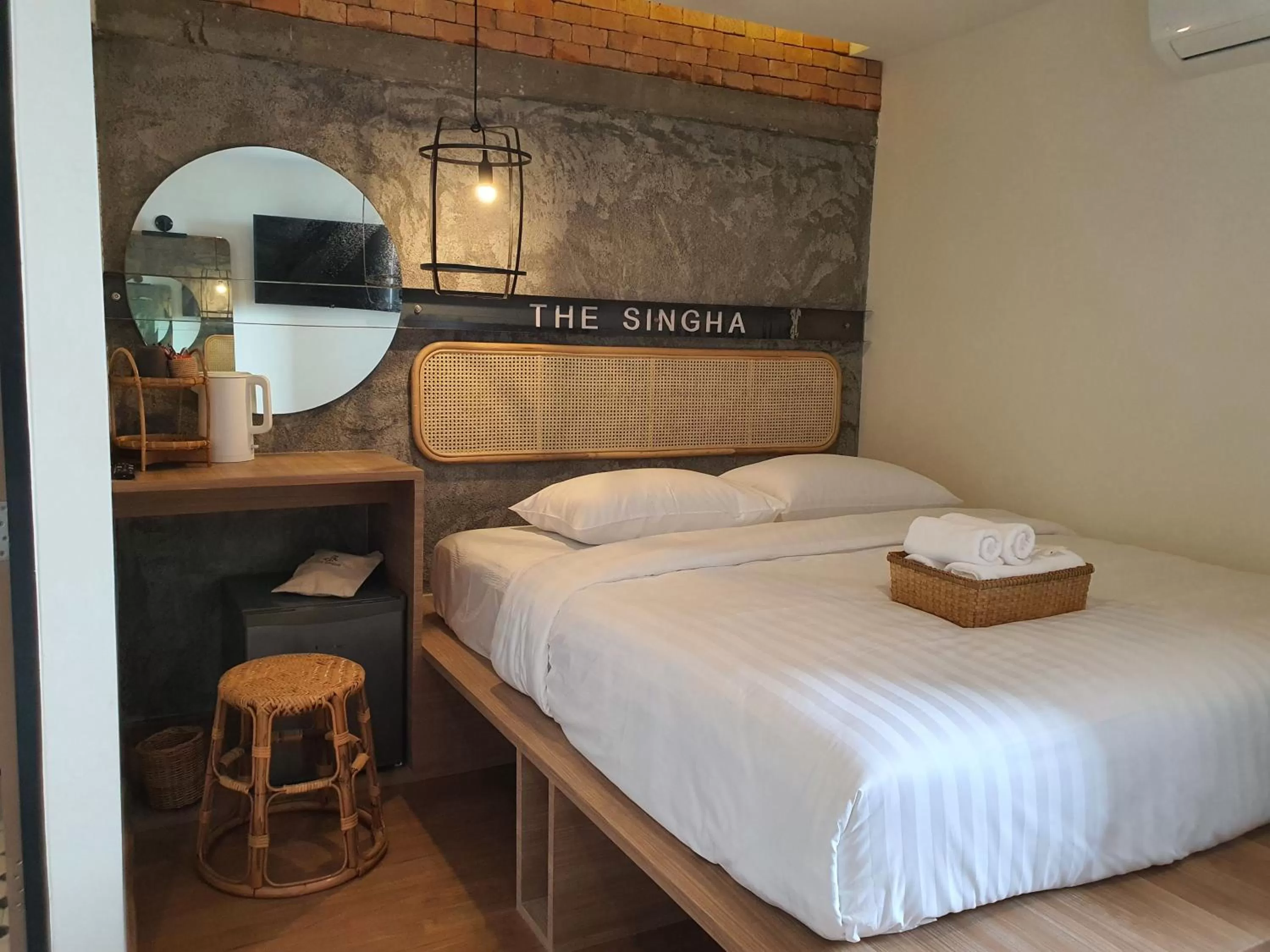 Bedroom, Bed in The Singha Hotel - Korat