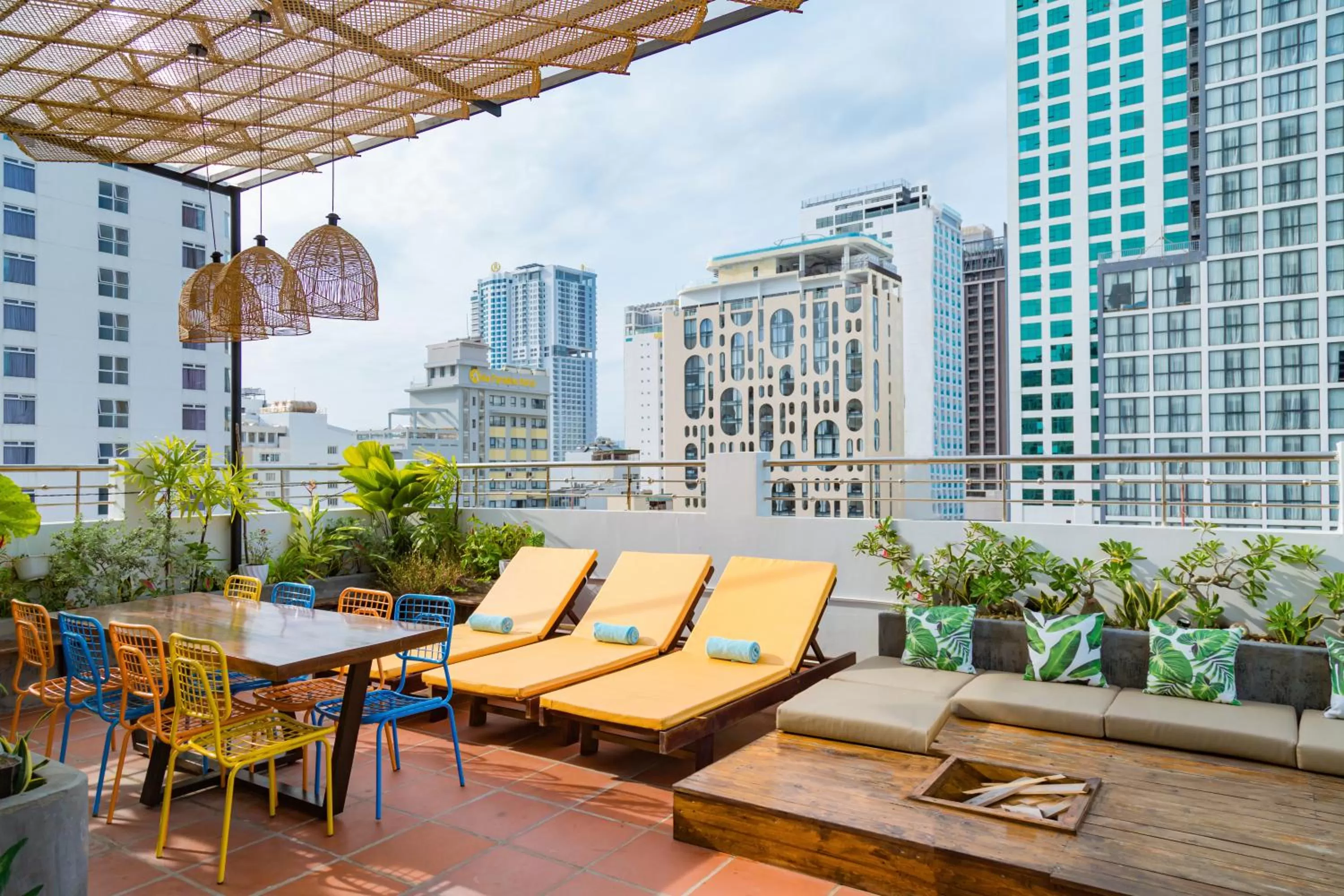 Property building in Azura Gold Hotel & Apartment