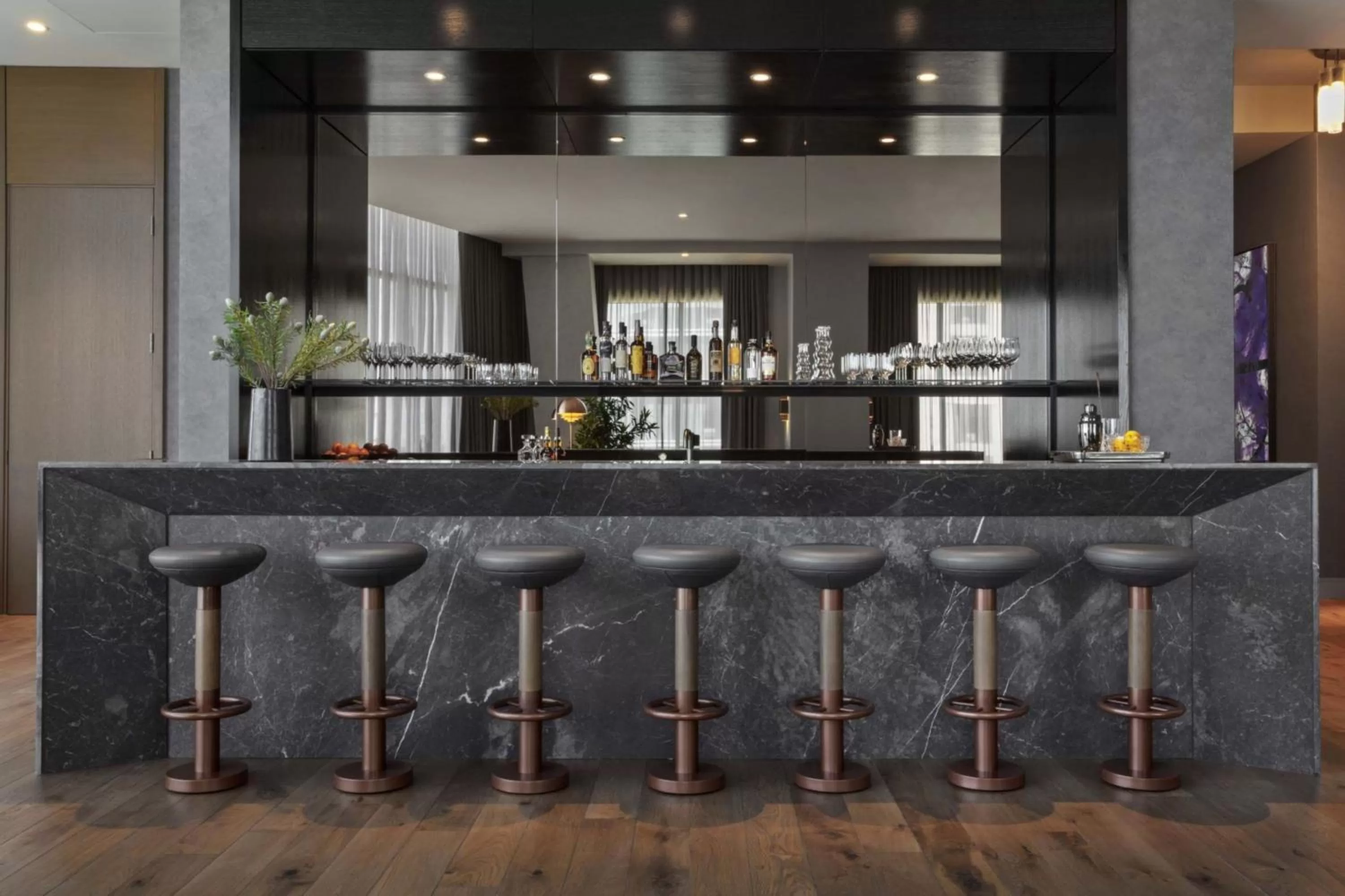 Lounge or bar in The Joseph, a Luxury Collection Hotel, Nashville