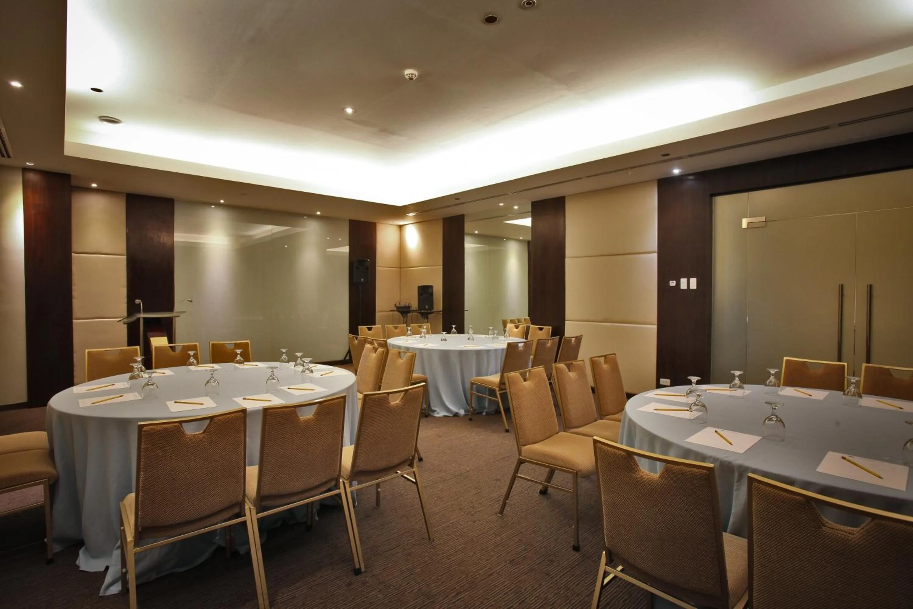 Meeting/conference room in Limketkai Luxe Hotel