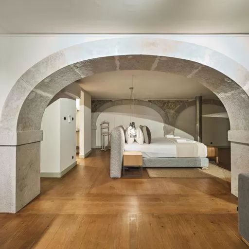 Bed in Look Living, Lisbon Design Apartments