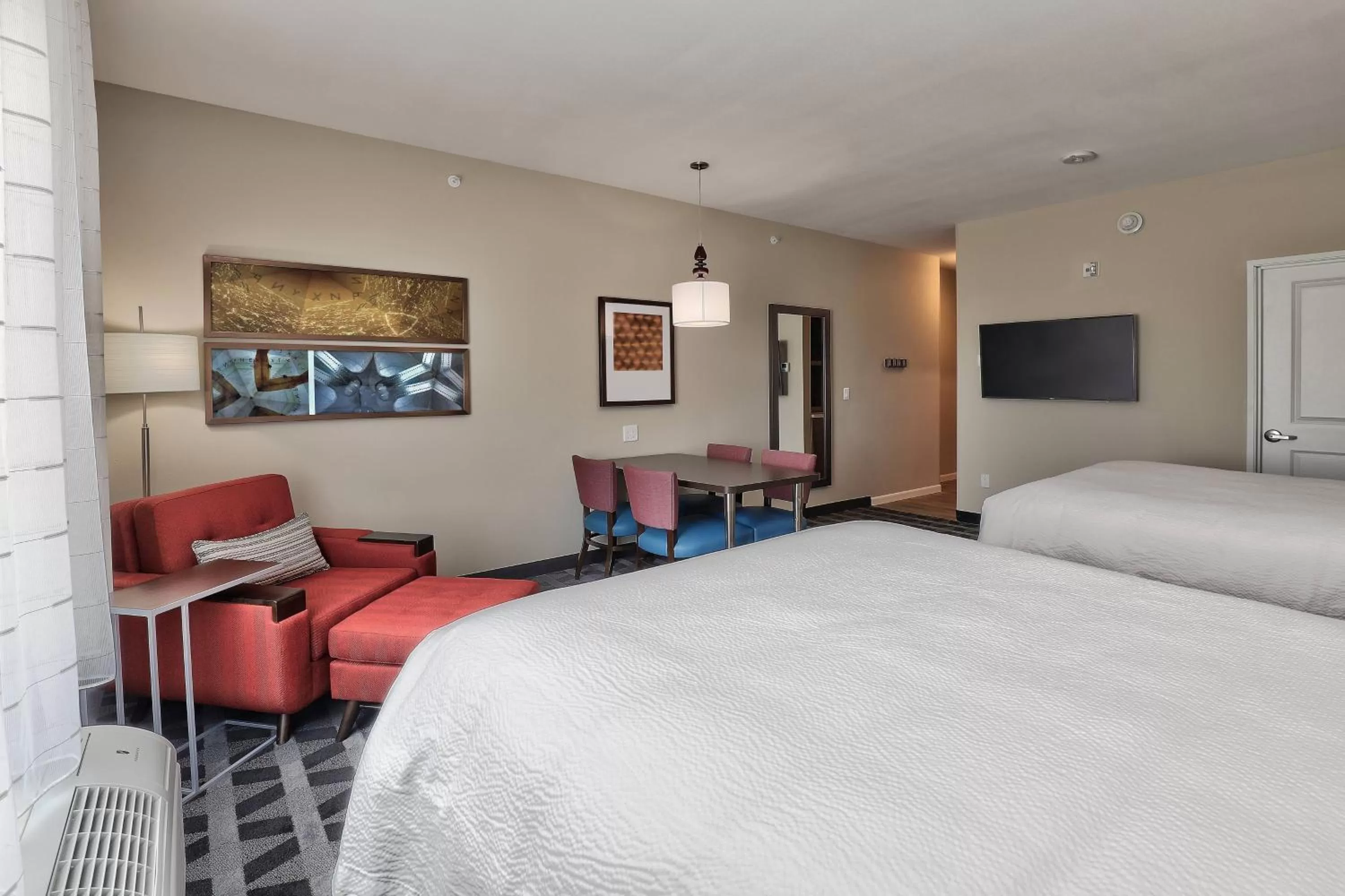 Photo of the whole room, Bed in TownePlace Suites by Marriott Albuquerque Old Town