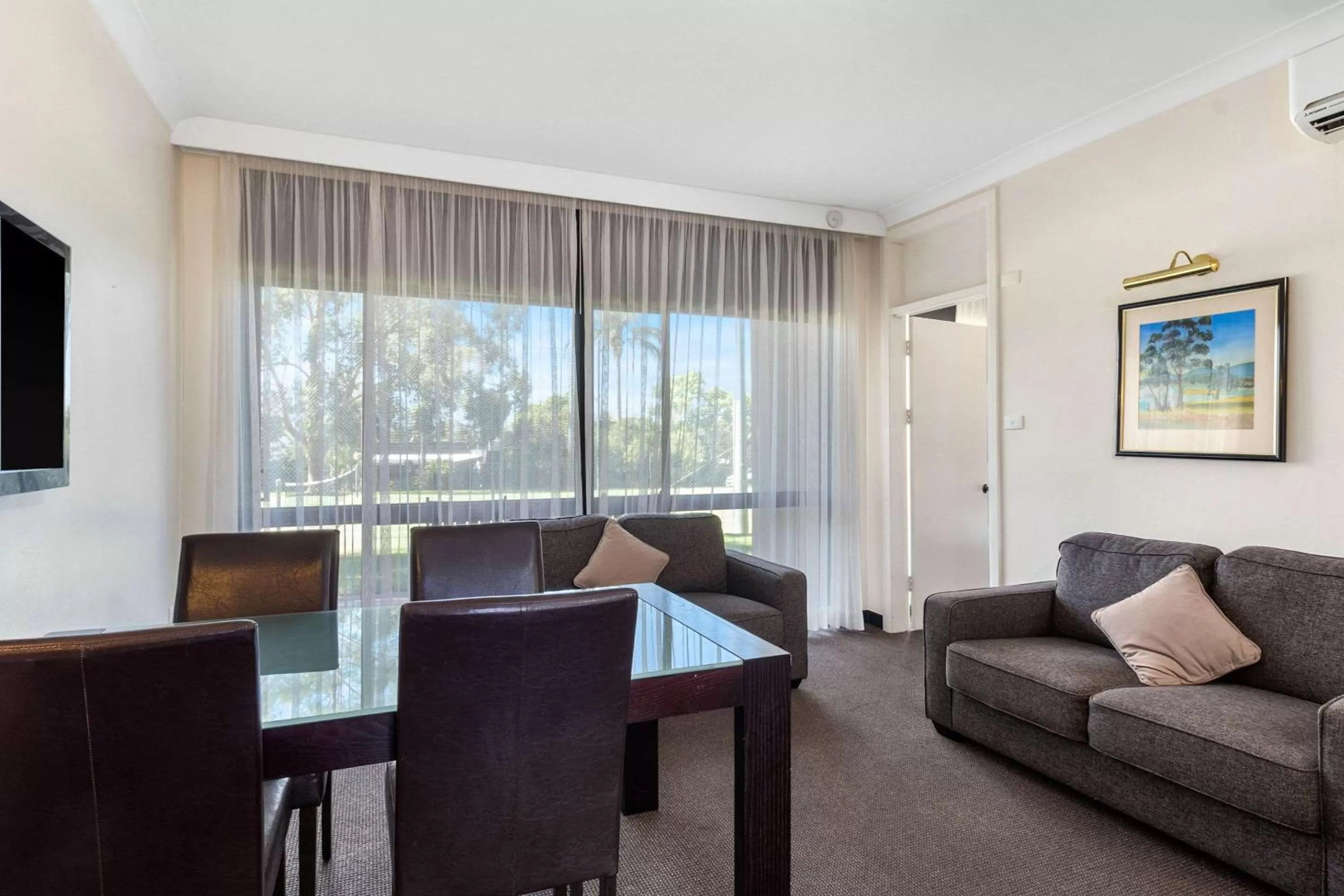 Photo of the whole room in Quality Inn Dubbo International