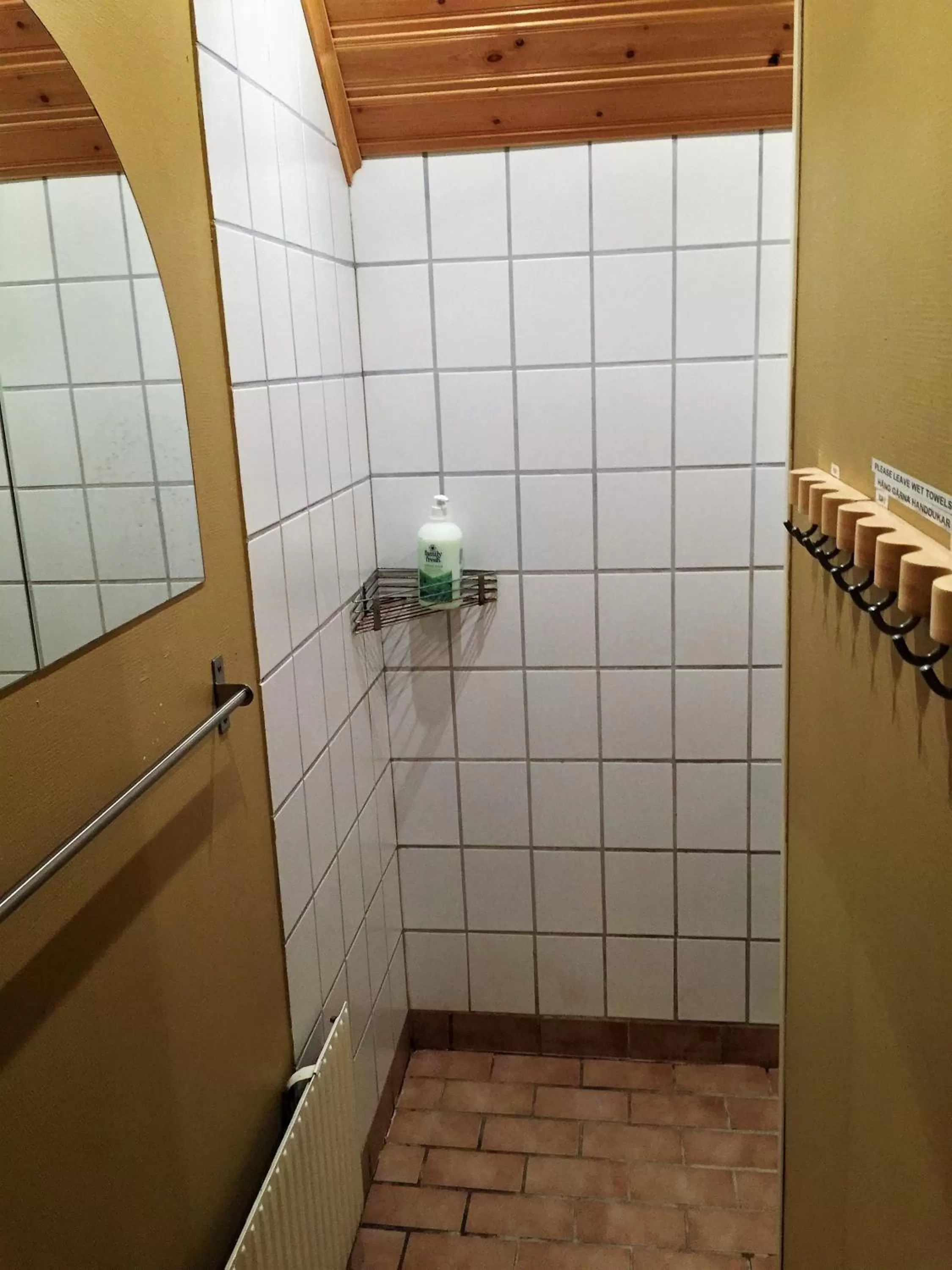 Shower in Mattisgården Bed & Breakfast