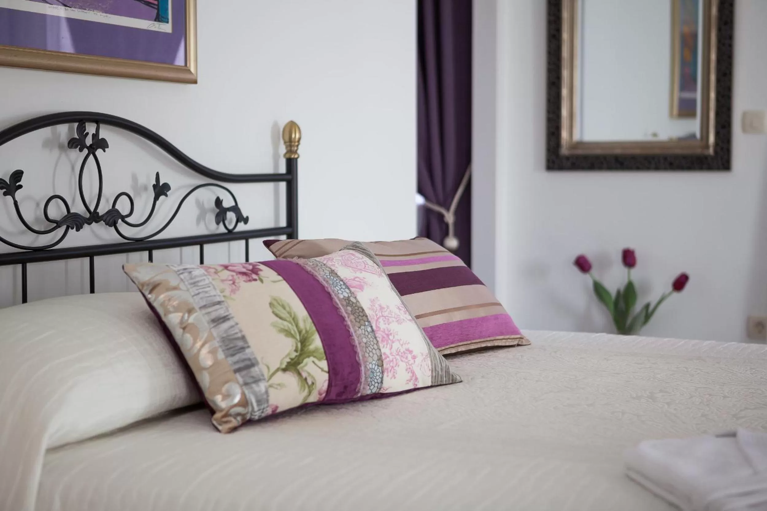 Shower, Bed in Romantic Luxury Rooms