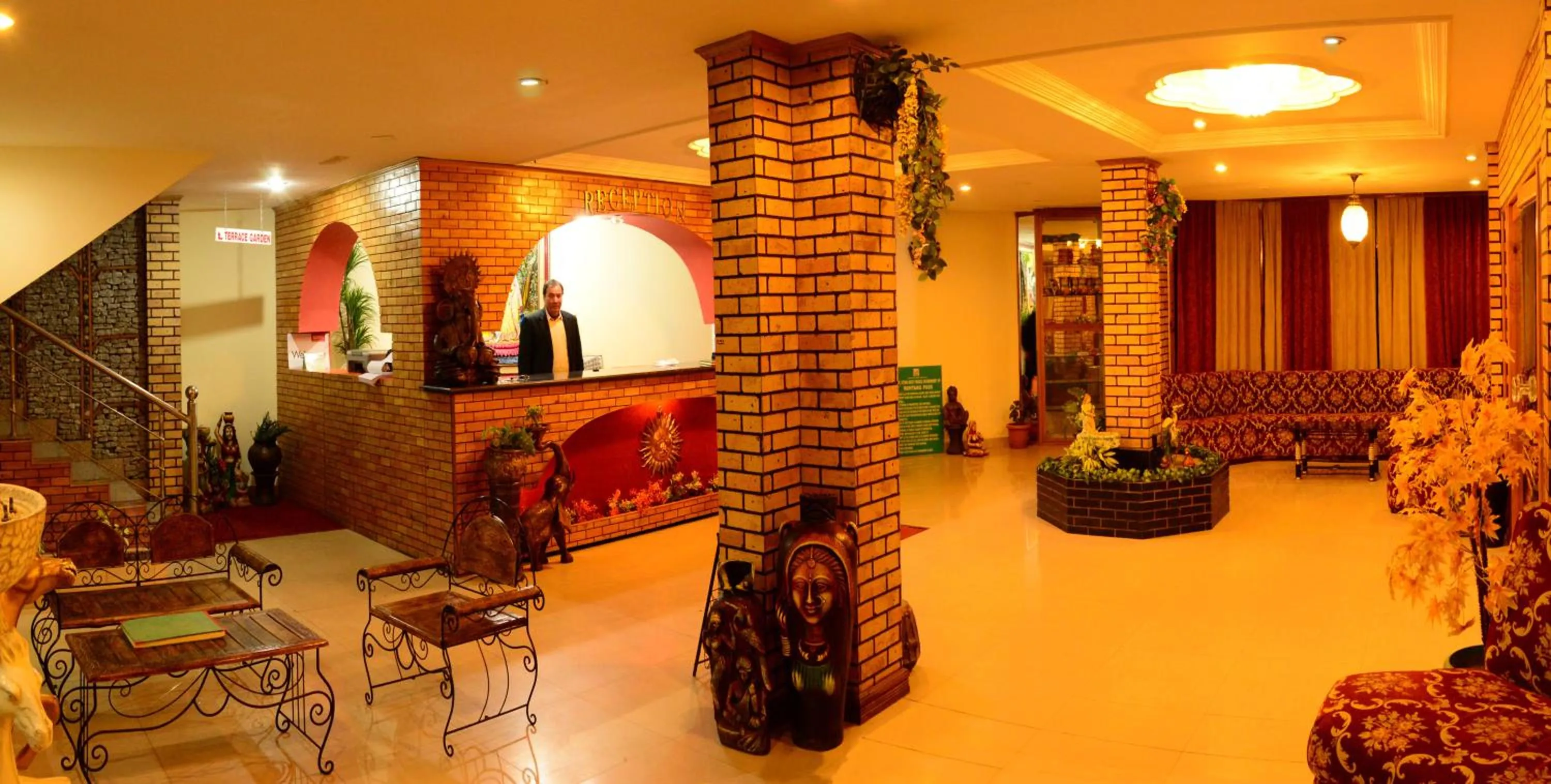 Lobby or reception in Hotel Mountain Top