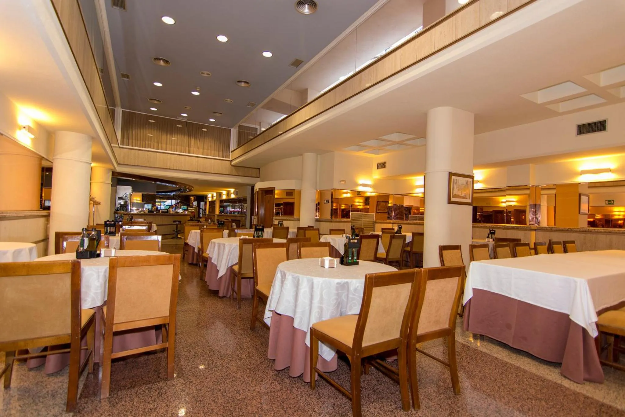 Restaurant/places to eat in Hotel San Antonio
