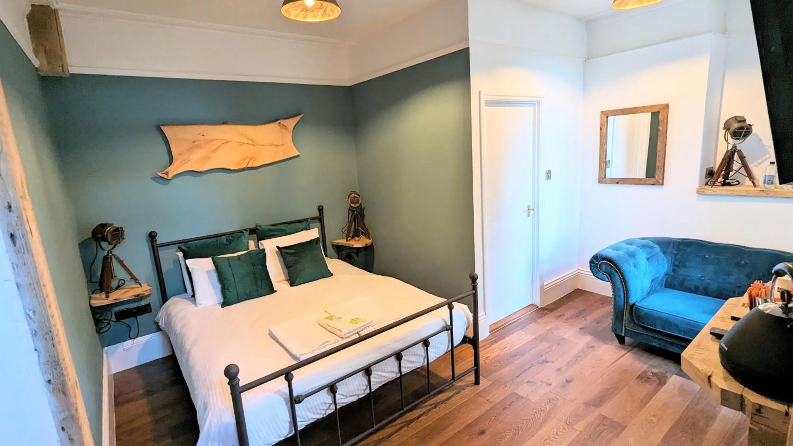 Bedroom, Bed in Wheal Tor Hotel & Glamping
