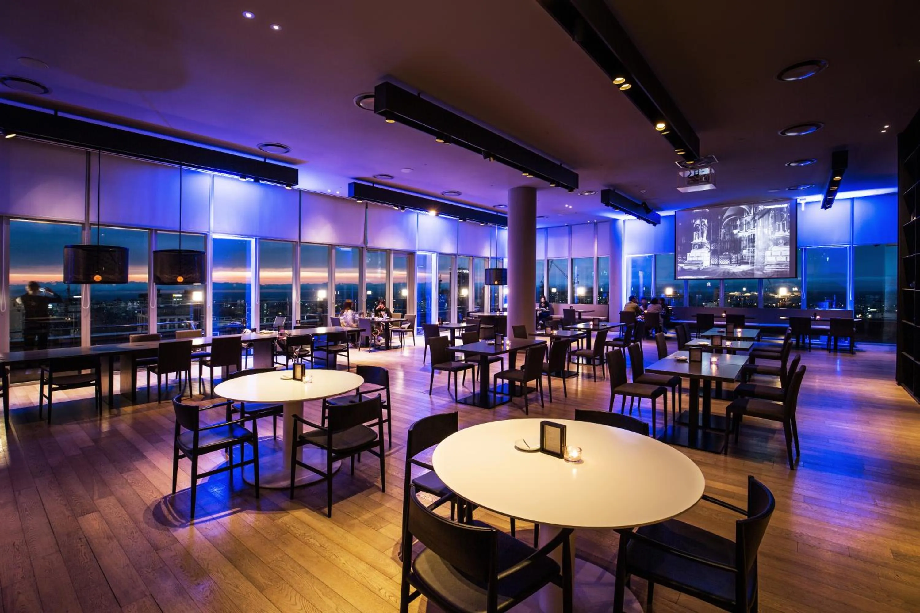 Food and drinks in Shilla Stay Jeju Airport