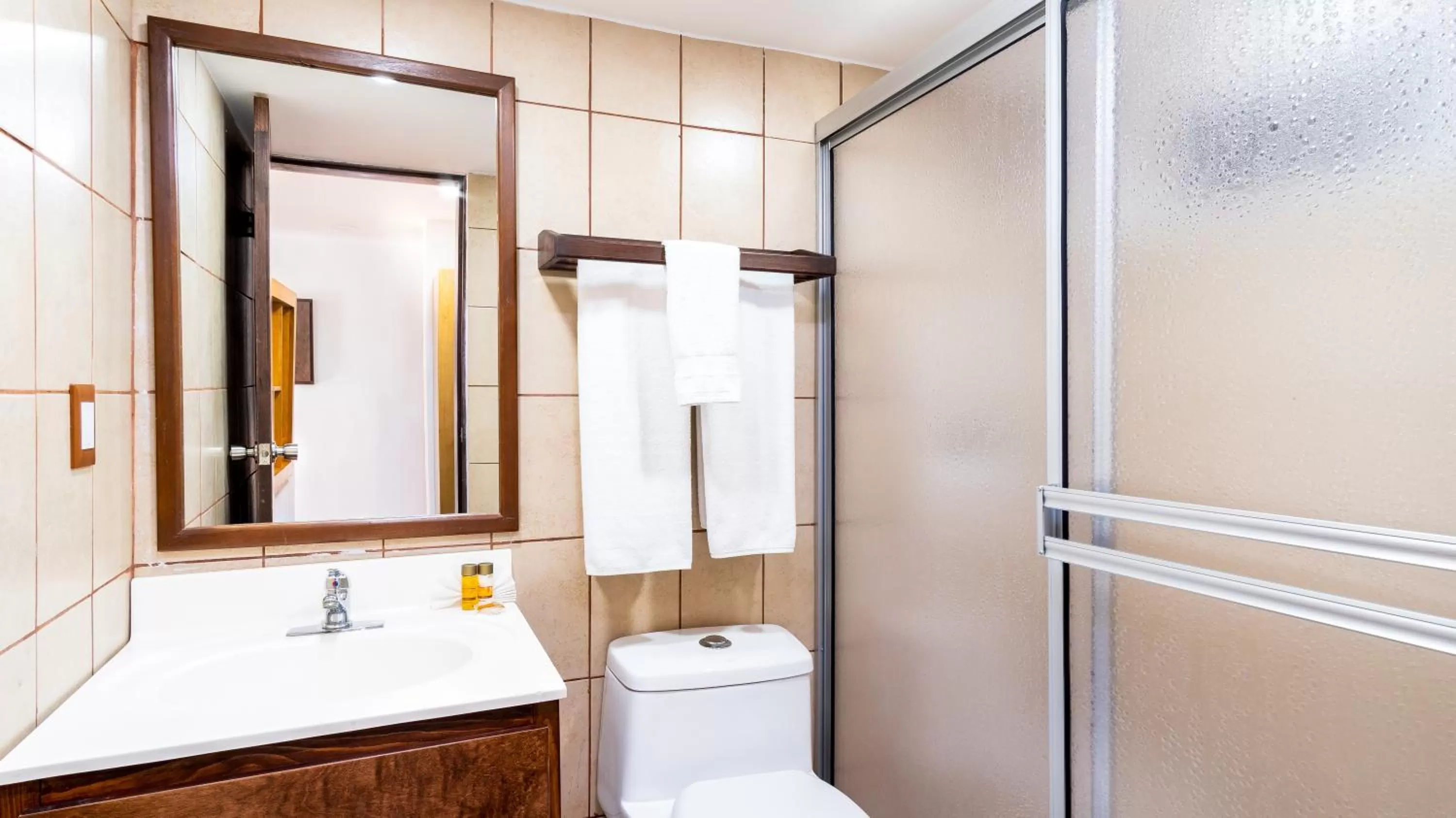 Bathroom in Puerto Nuevo Baja Hotel & Villas