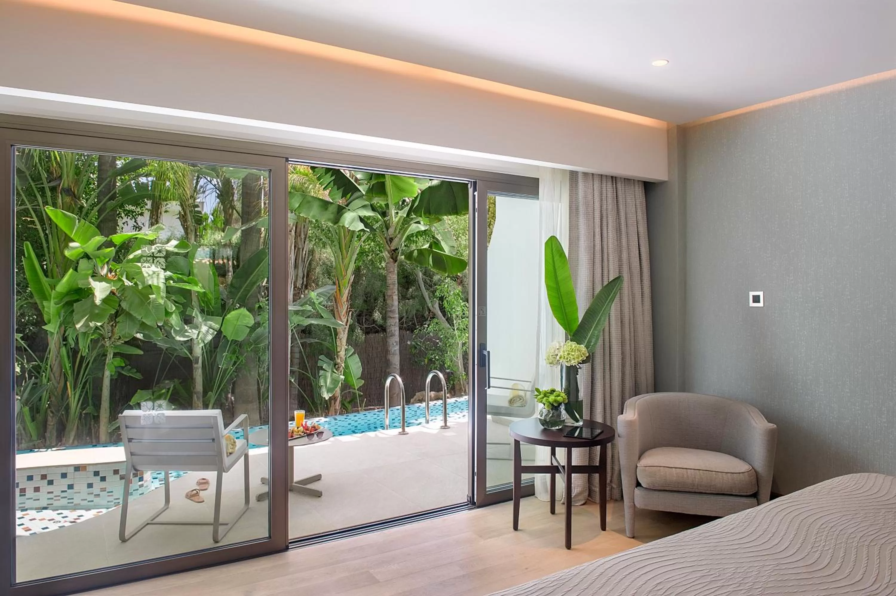 Balcony/Terrace in Four Seasons Hotel