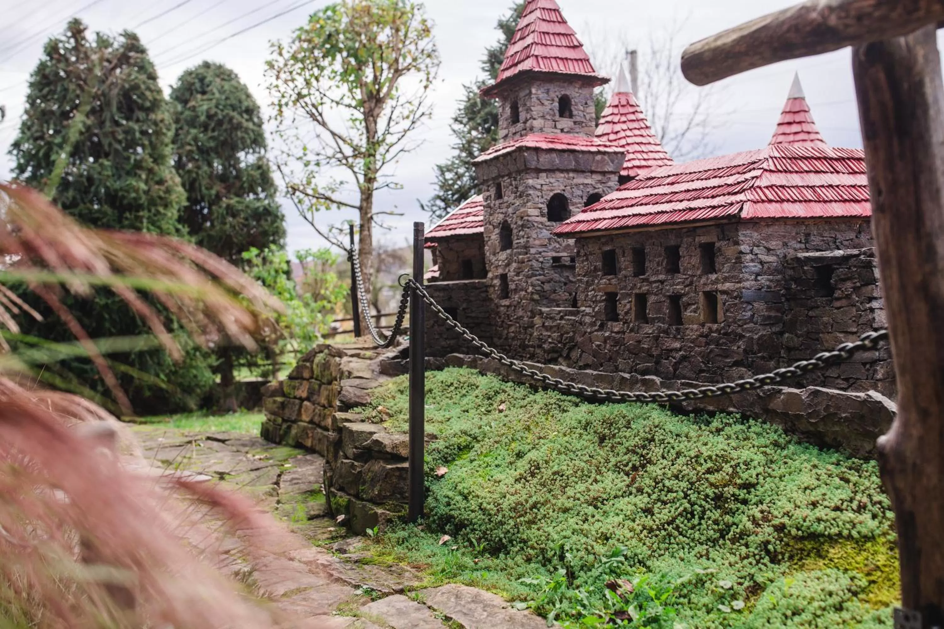 Property Building in Kolyba Opryshkiv