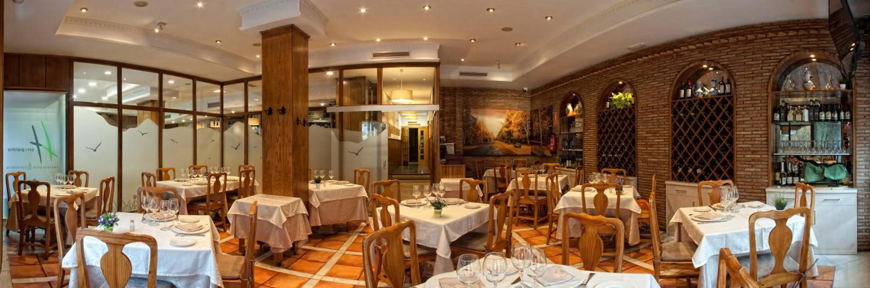 Restaurant/places to eat in Hotel Torrepalma