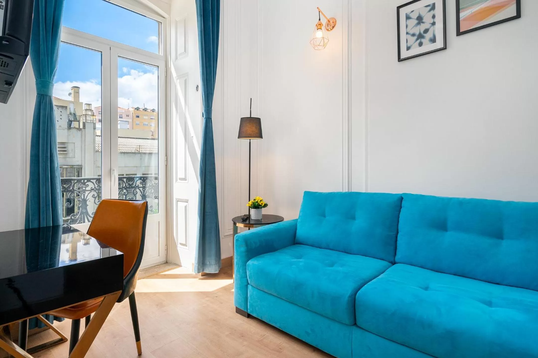 Living room in Lisbon 5 Hotel