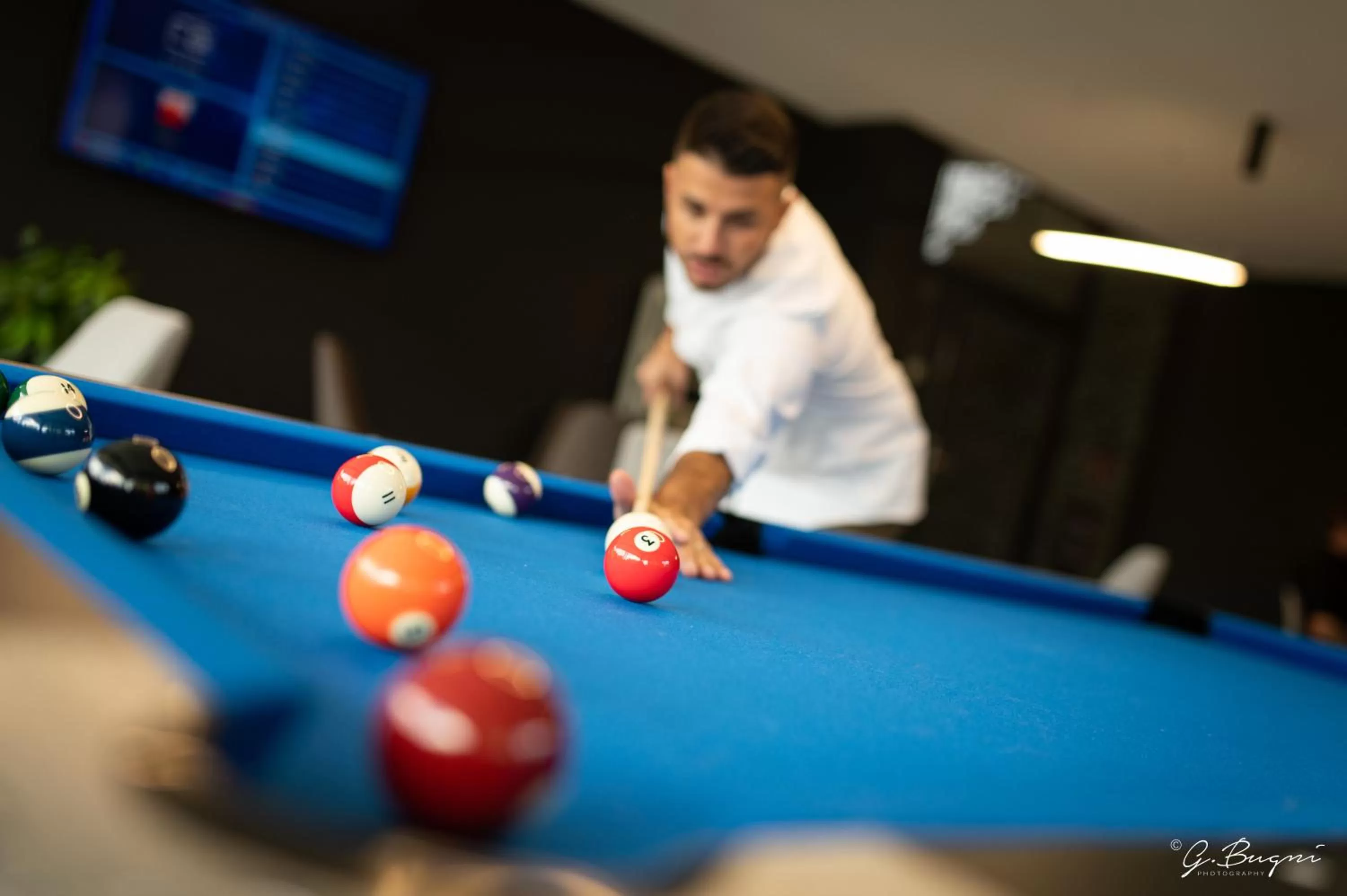 Billiard in Boutique Hôtel, La Cour de la Reine, Rooftop & Bistronomique Restaurant