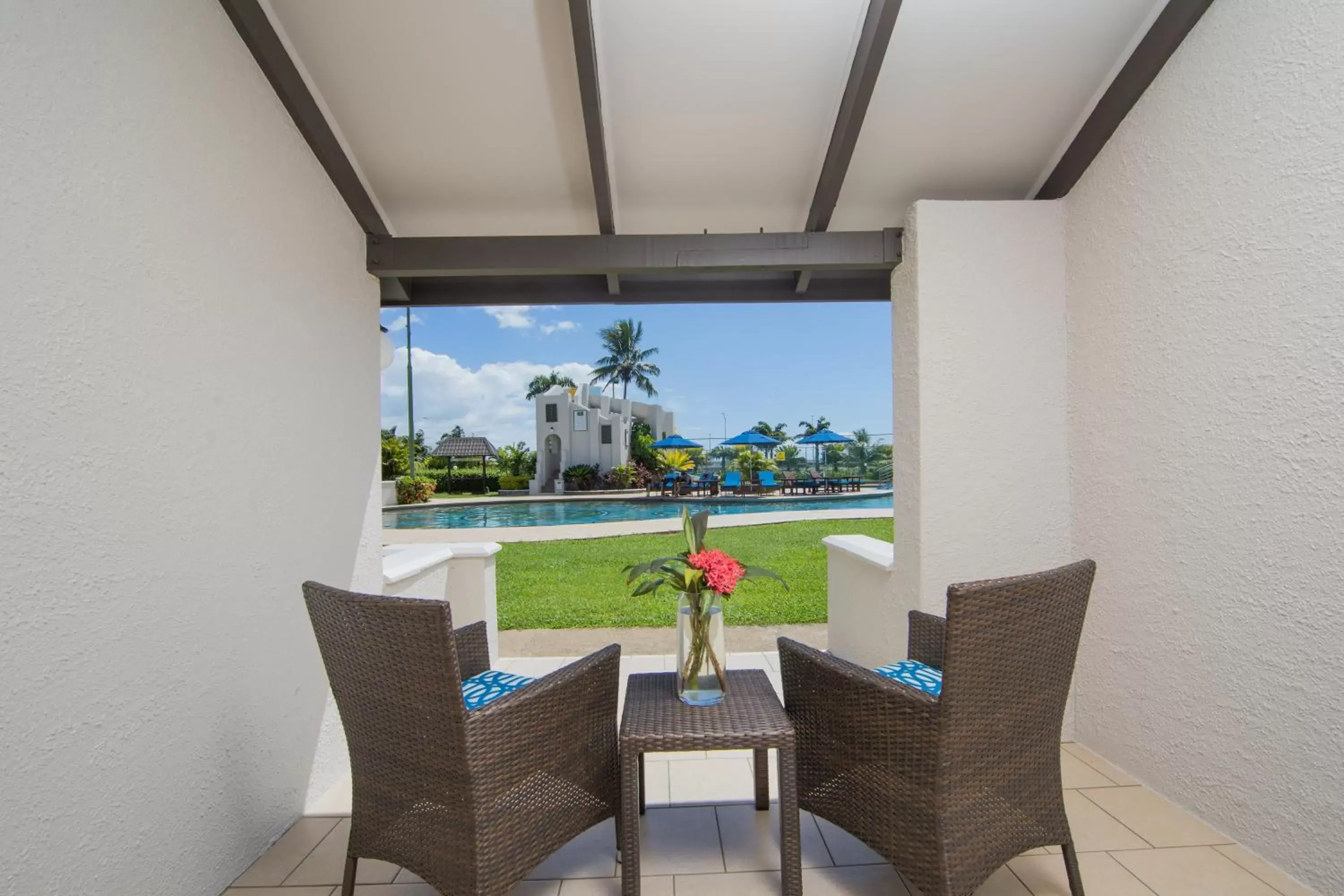 Deluxe Pool View Room in Fiji Gateway Hotel Deluxe Pool View Room in Fiji Gateway Hotel