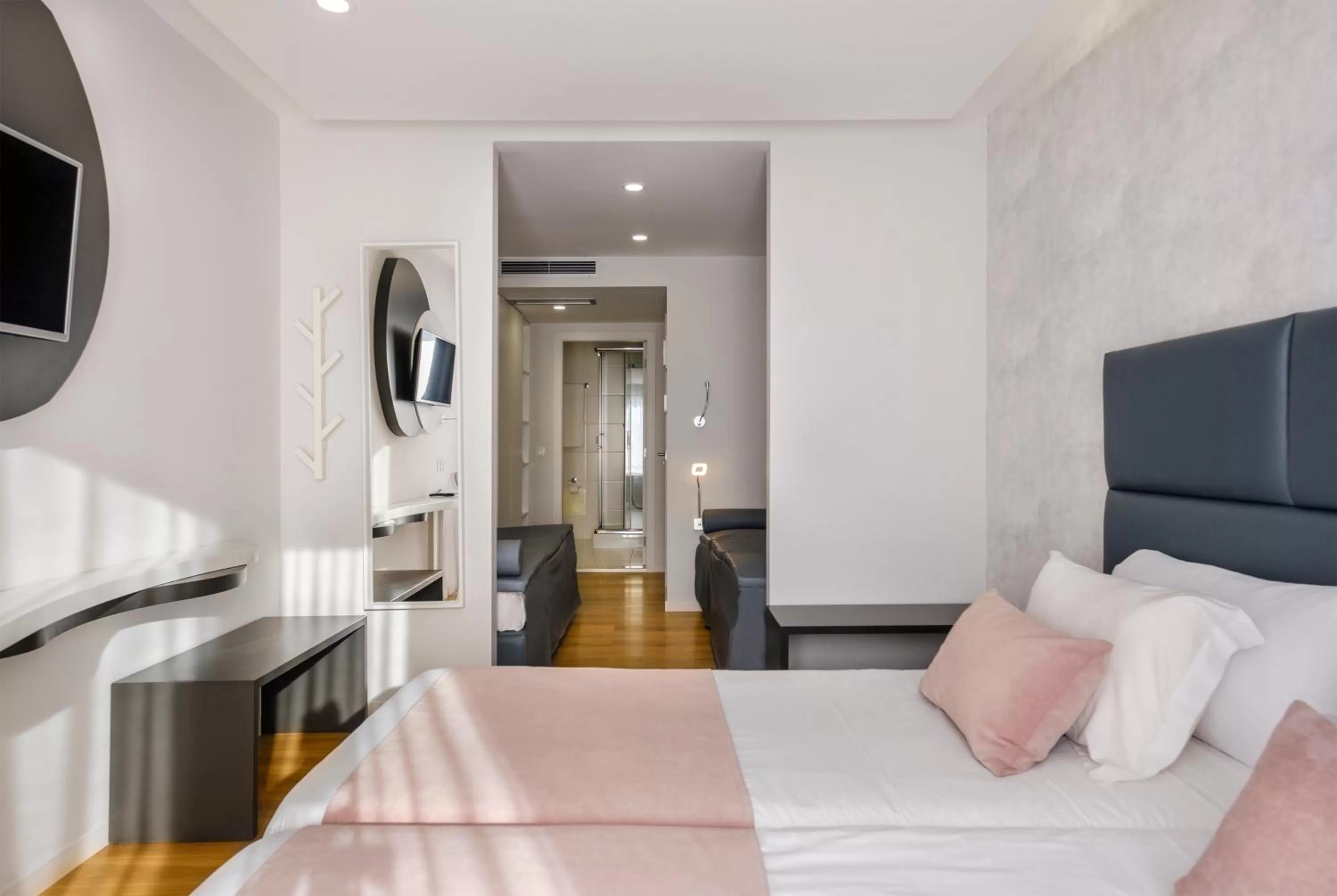 Bedroom, Bed in Hotel Rosa Mística by Umbral