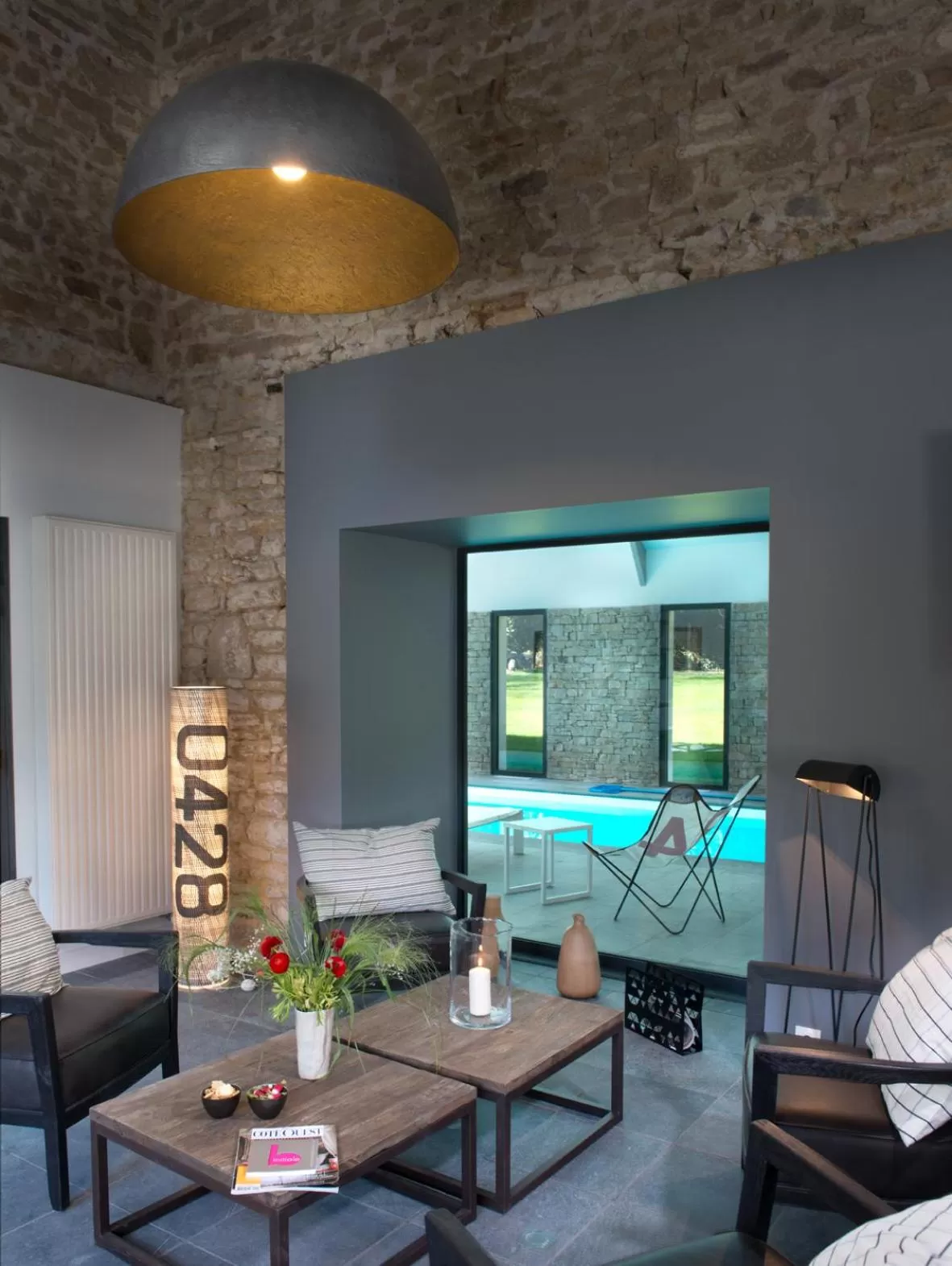 Communal lounge/ TV room in Manoir des Eperviers