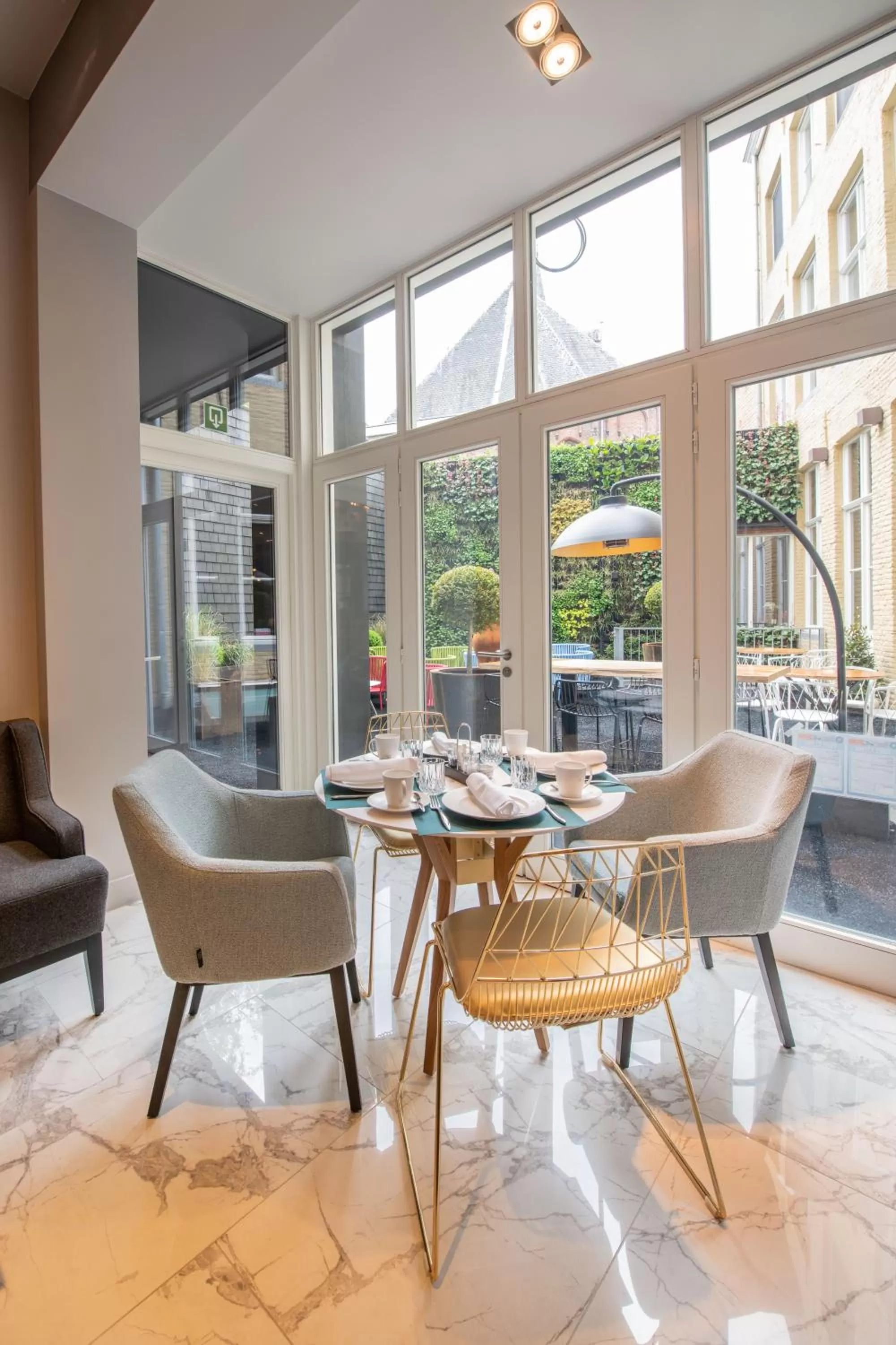 Seating area in Boutique Hotel Sablon by CW Hotel Collection