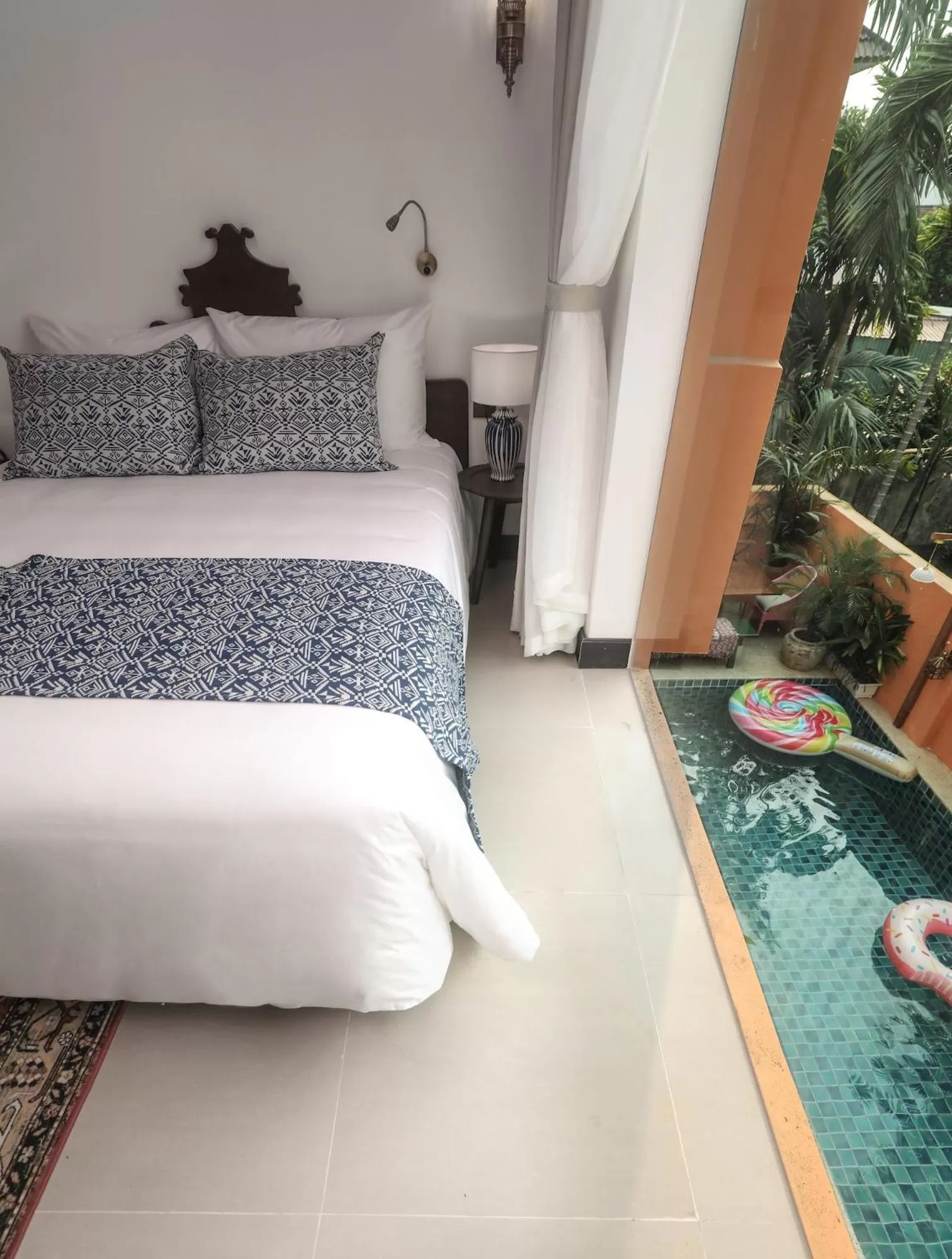 Swimming pool, Bed in The Mansion Hoi An by Minova