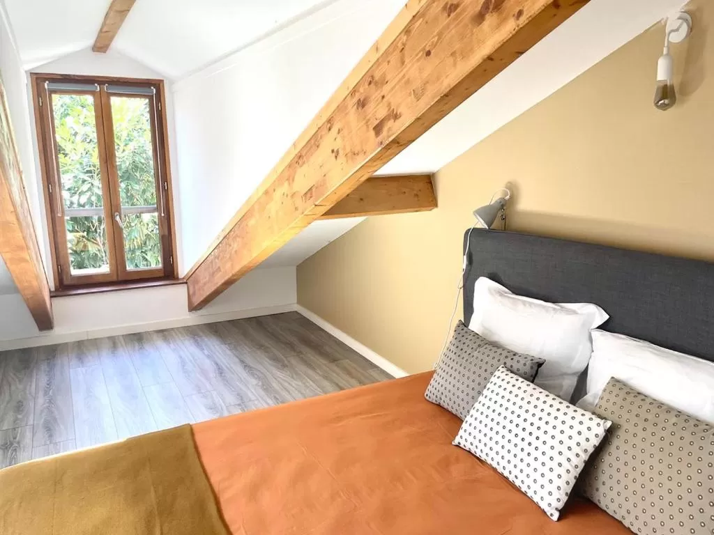 Bed in Mon Appart Hôtel Limoges Centre Parking