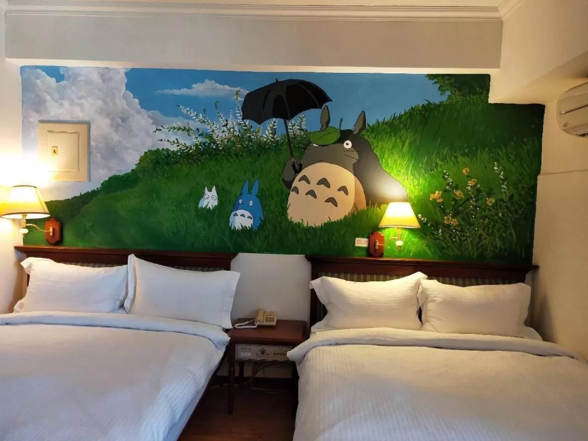 Bed in Little Paradise Inn