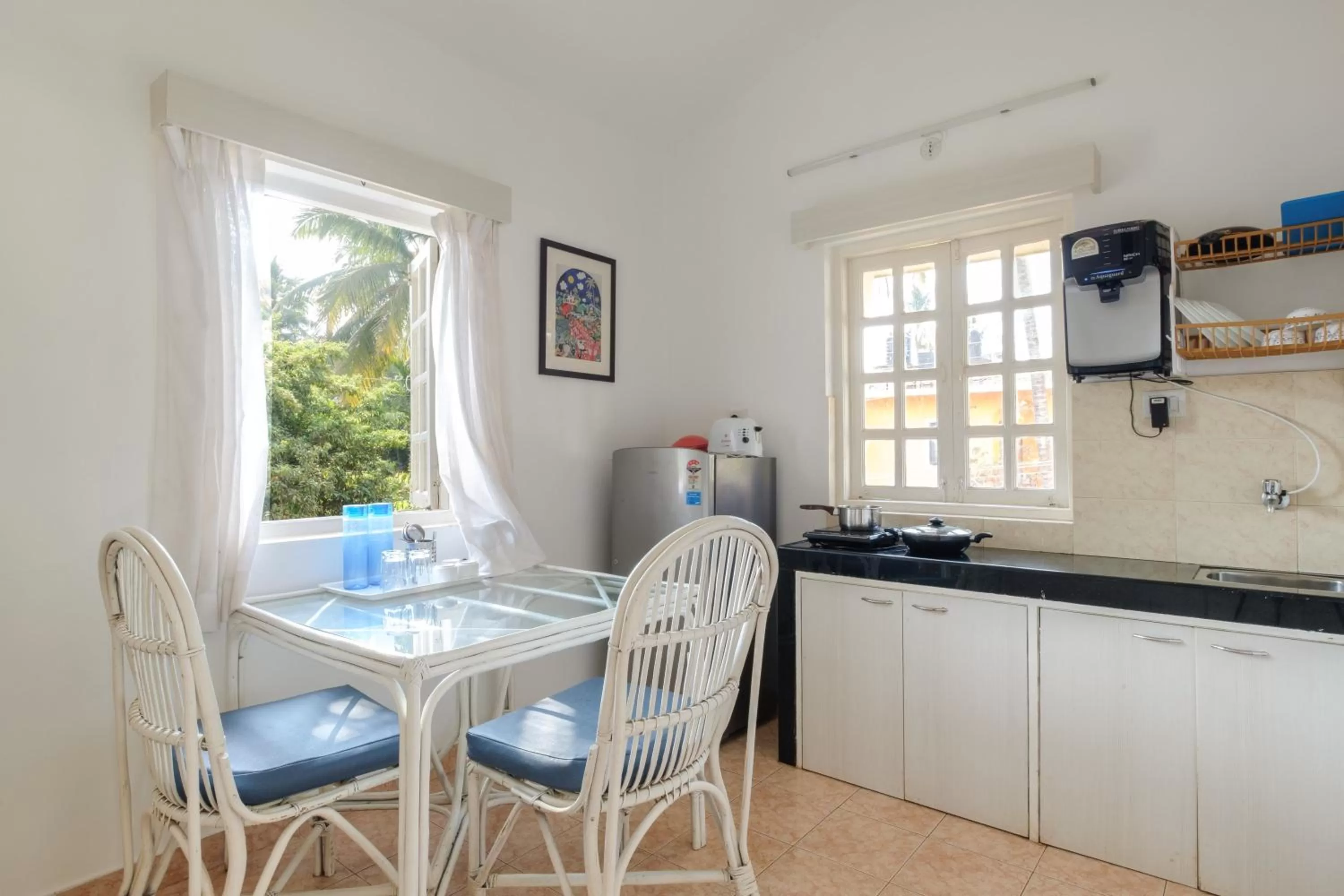 Kitchen or kitchenette, Dining Area in Casa Legend Economy, Calangute Goa