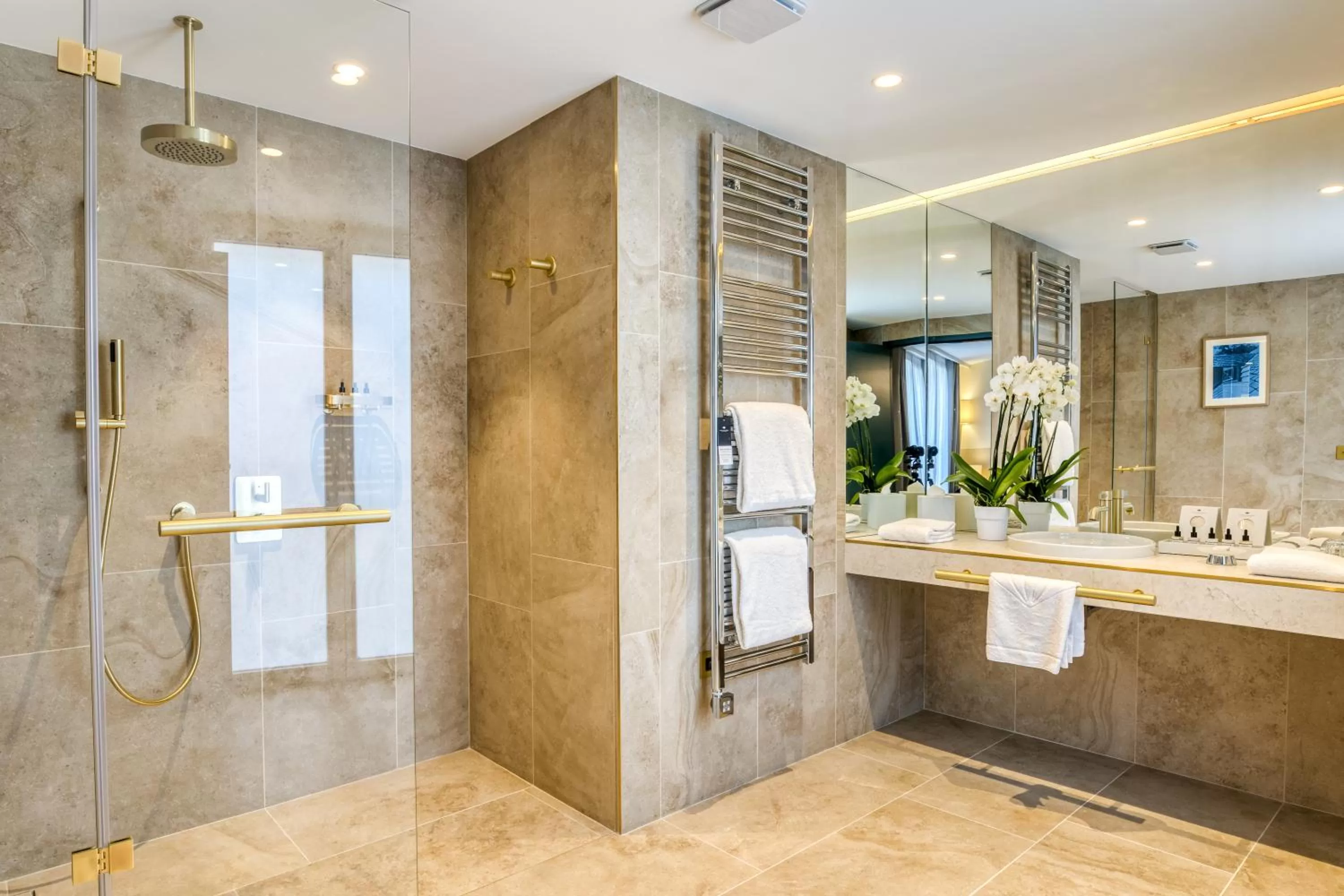 Bathroom in Maison Albar Hotels L’Imperator