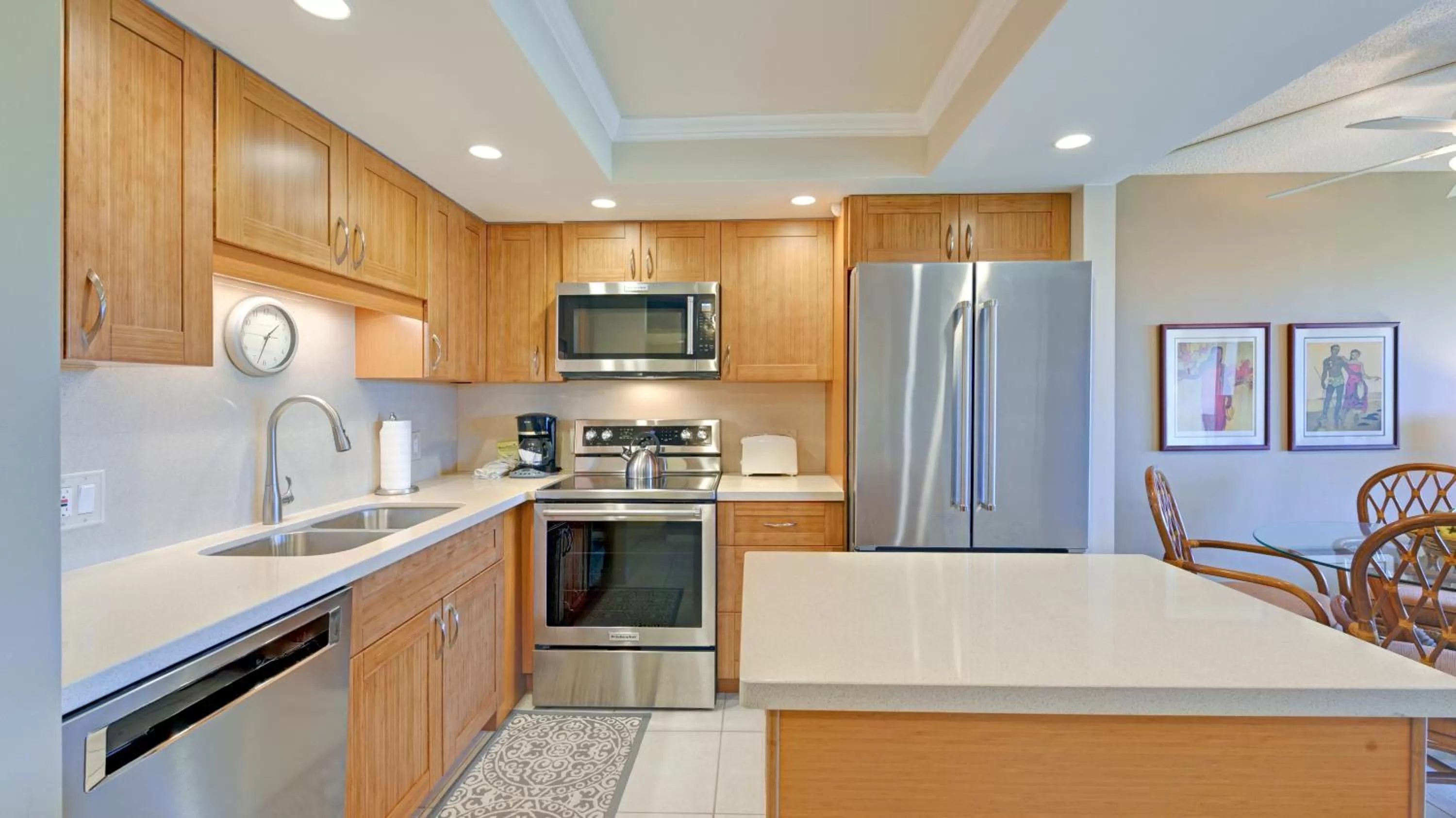 kitchen in Castle At Maui Banyan