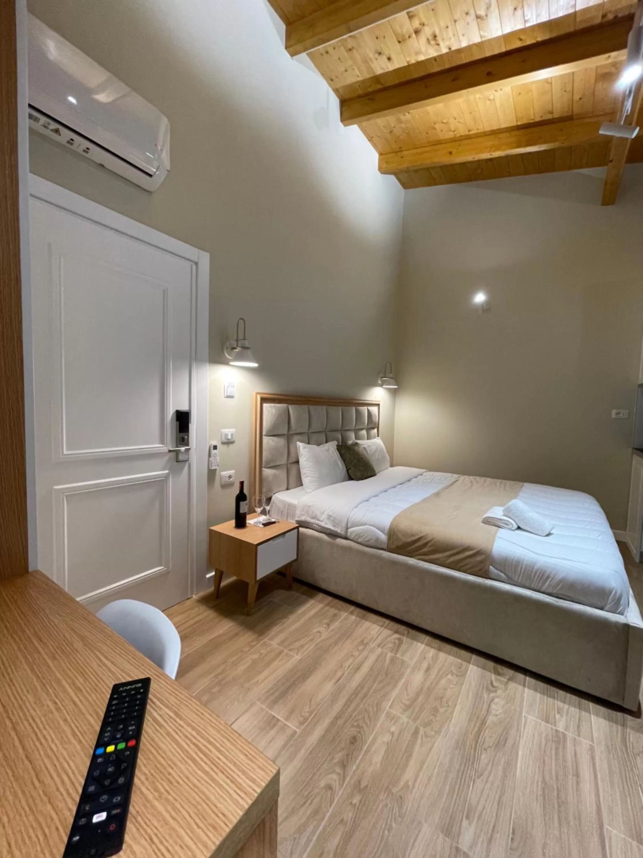 Arial Penthouse Suites